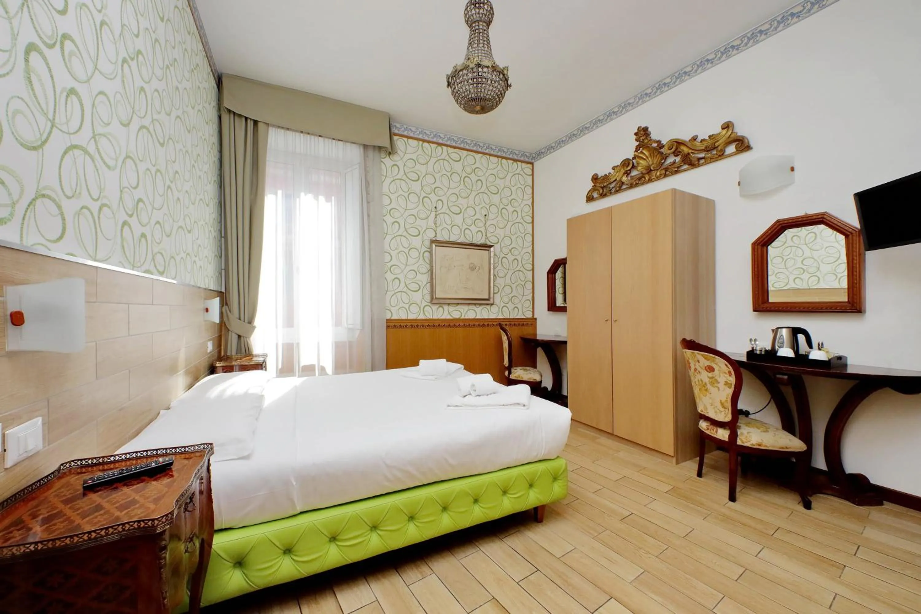 Bed in Sonnino Suite