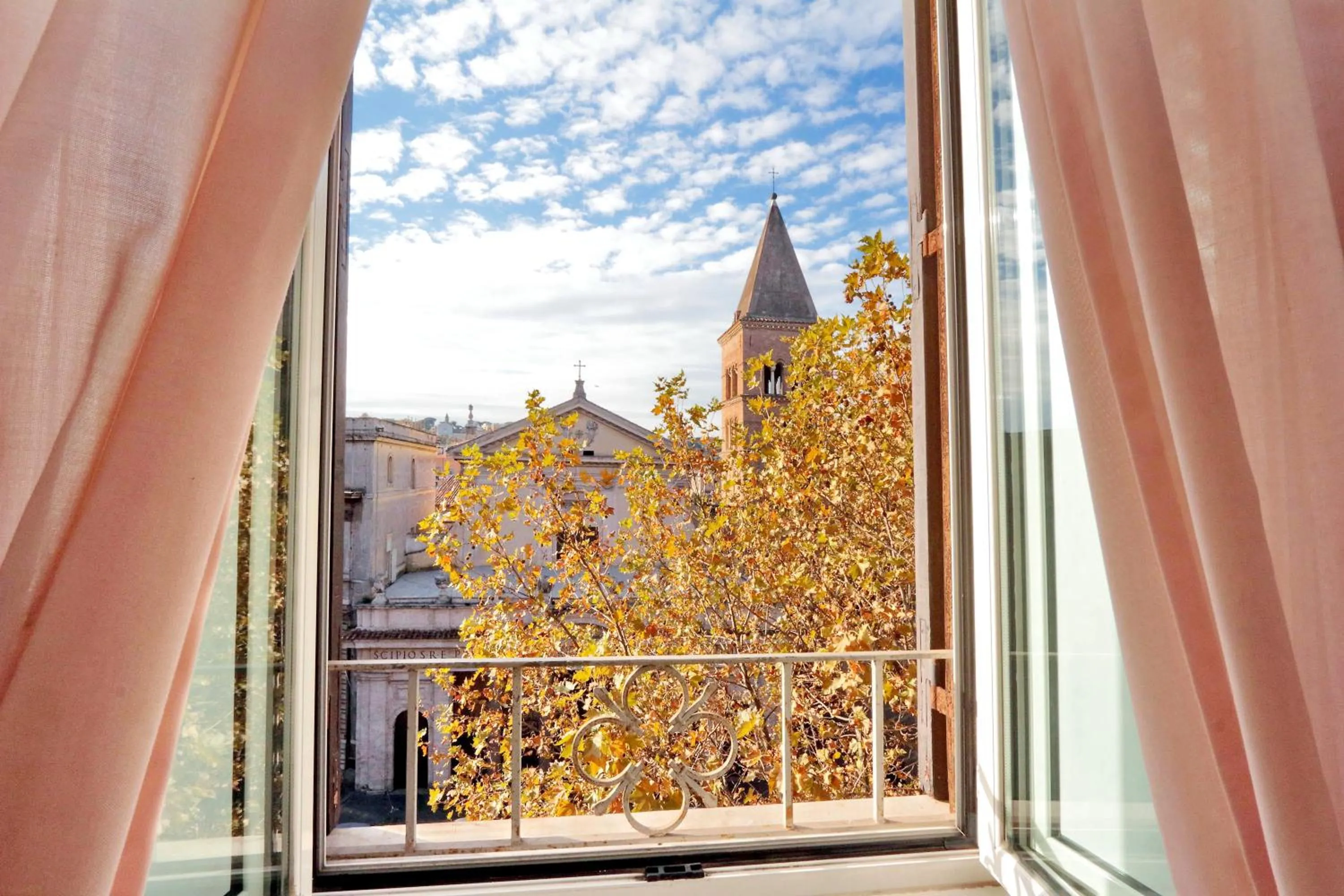 City view in Sonnino Suite