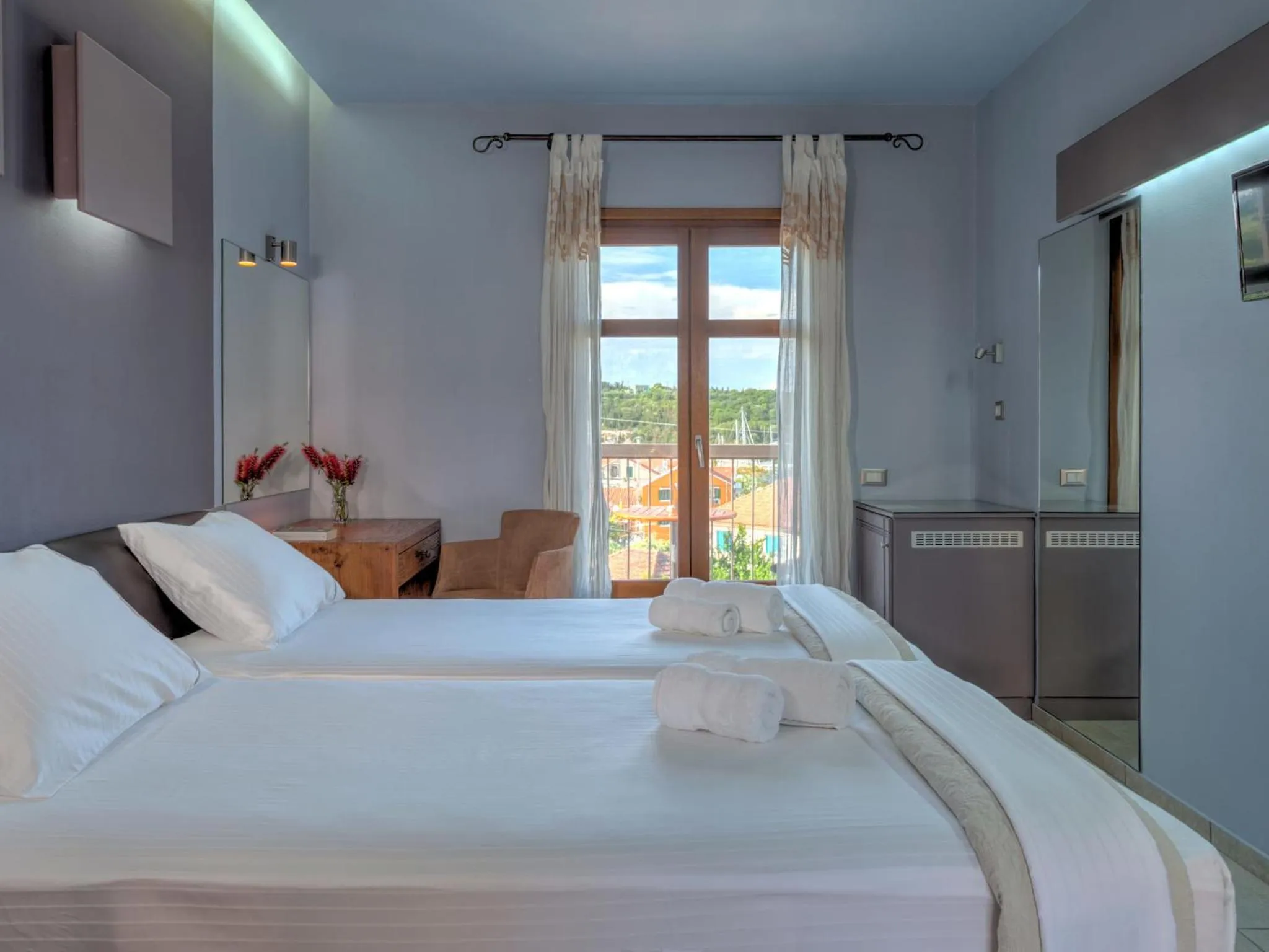 Photo of the whole room, Bed in Fiscardo Bay Hotel