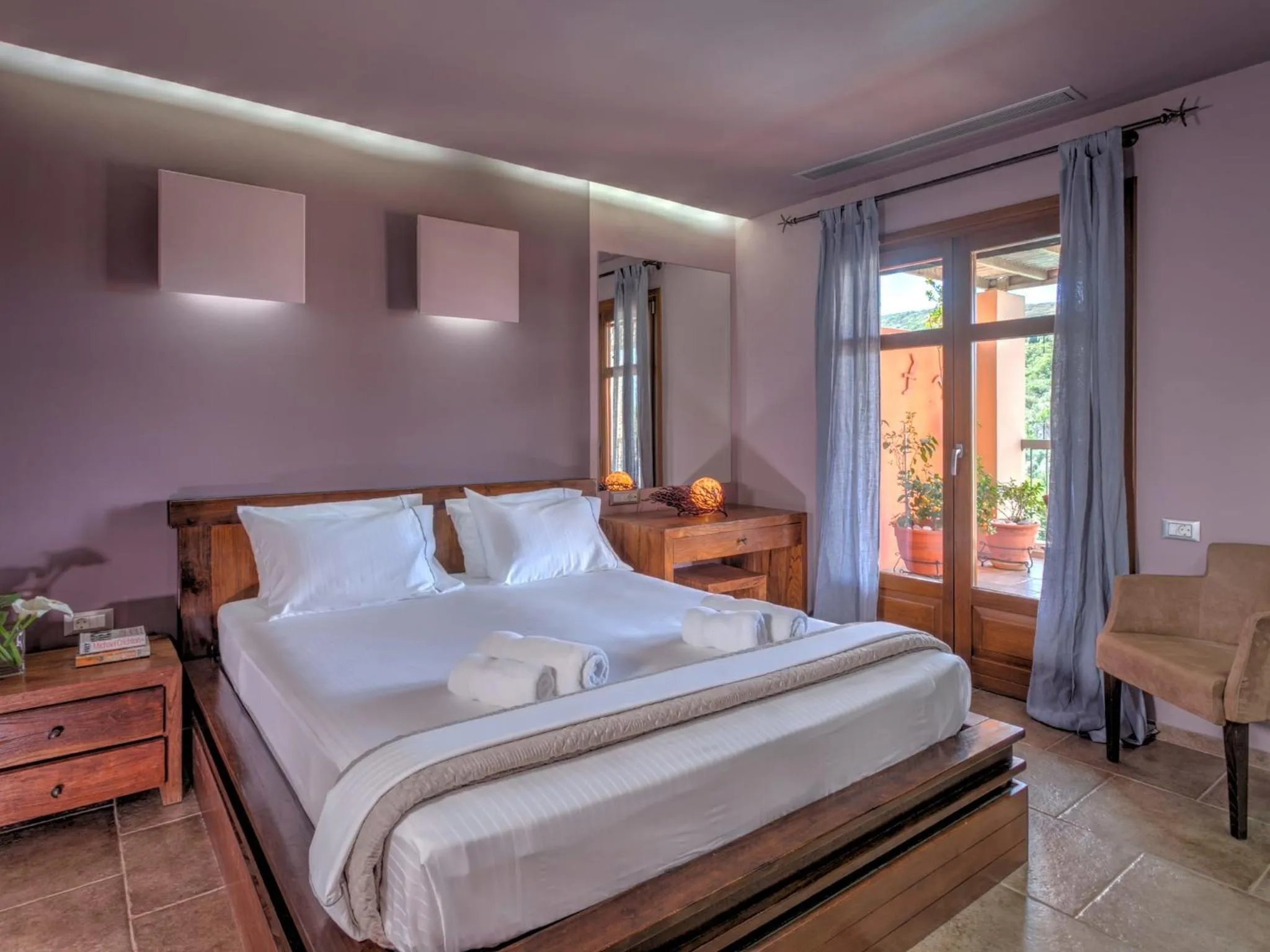 Photo of the whole room, Bed in Fiscardo Bay Hotel