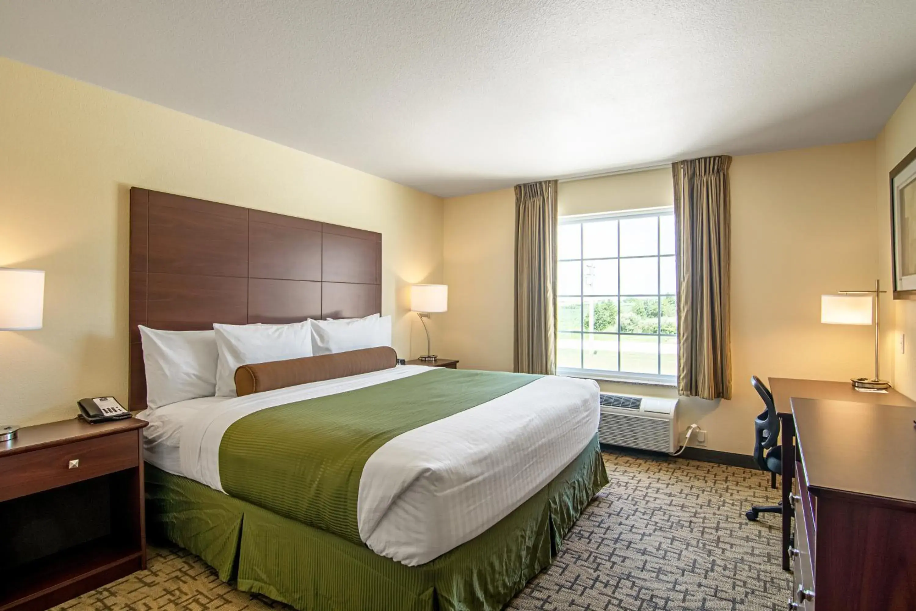 King Room - Disability Access in Cobblestone Hotel & Suites - Paxton King Room - Disability Access in Cobblestone Hotel & Suites - Paxton