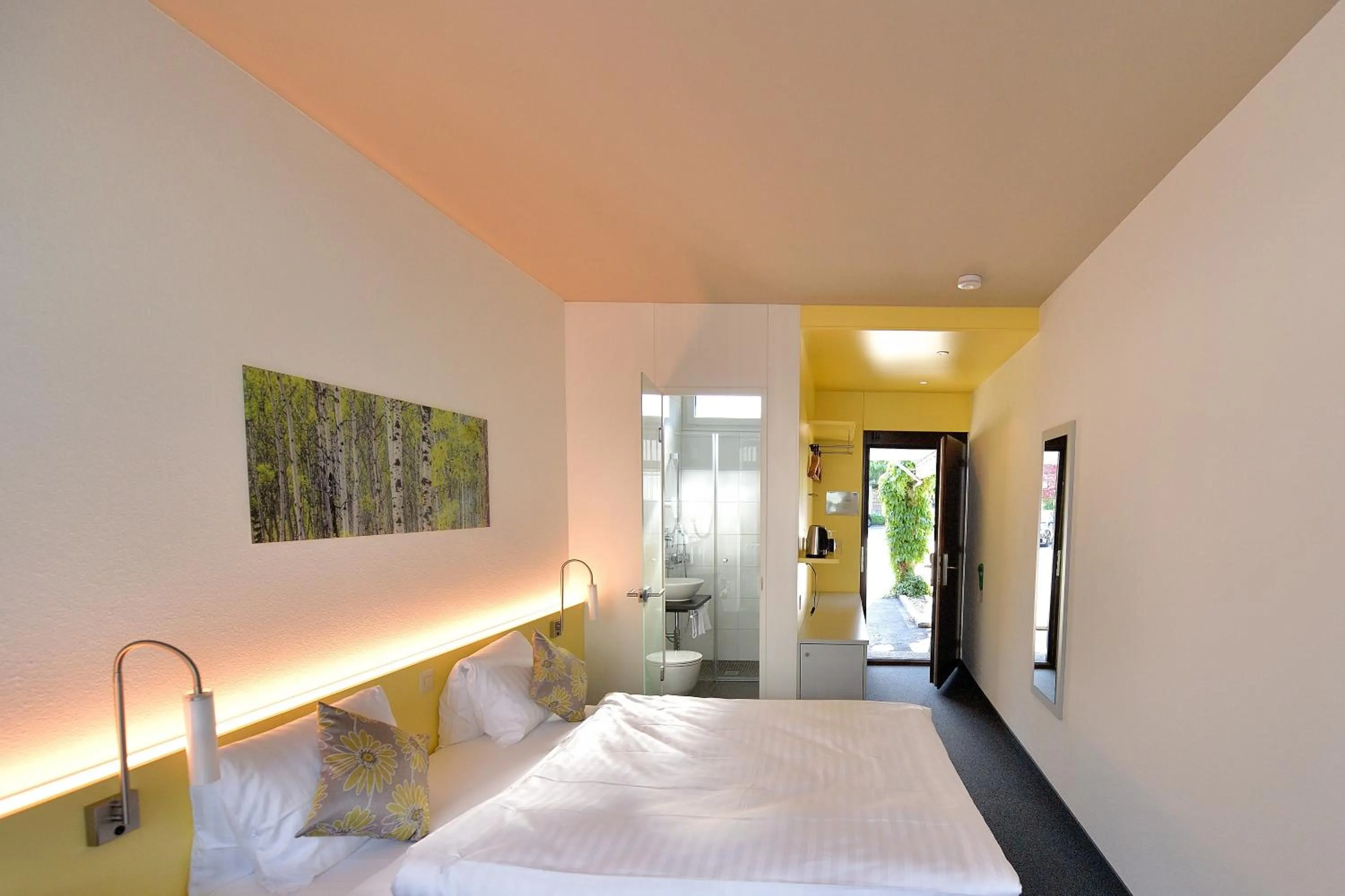 Bedroom, Bed in Hotel Sommerau