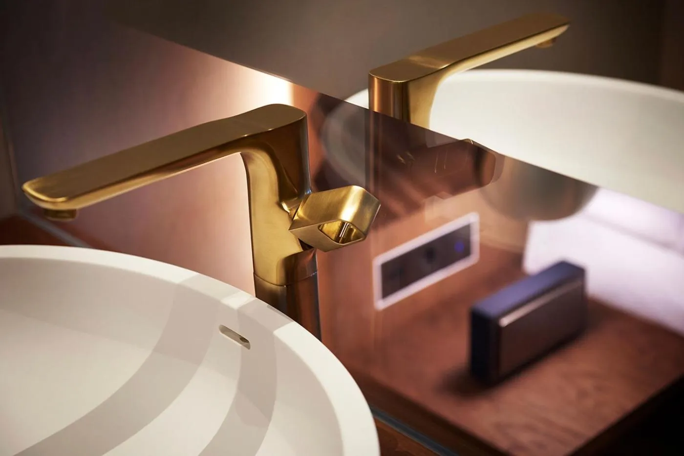 Bathroom in BEYOND by Geisel