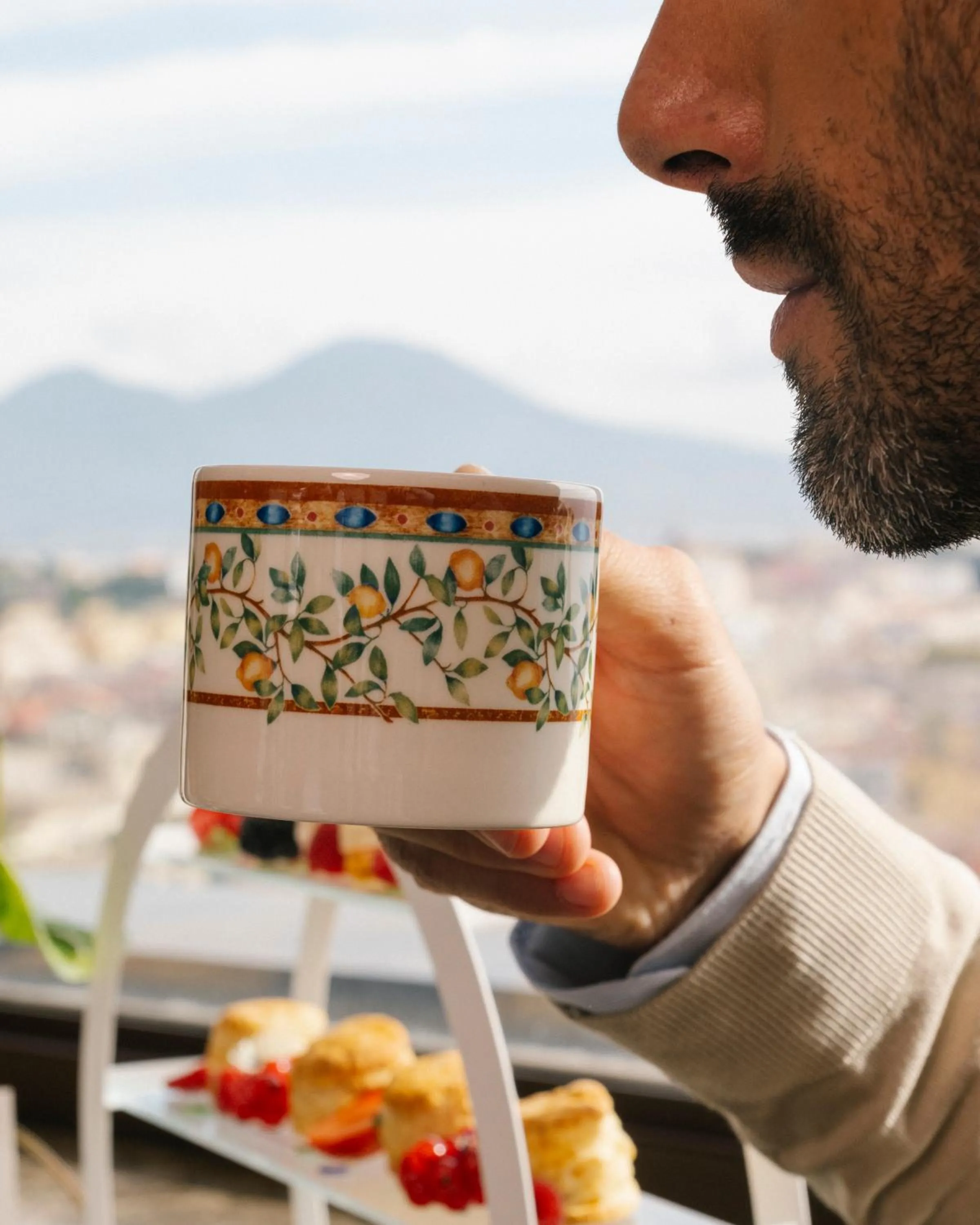 Restaurant/places to eat in De Bonart Naples, Curio Collection By Hilton