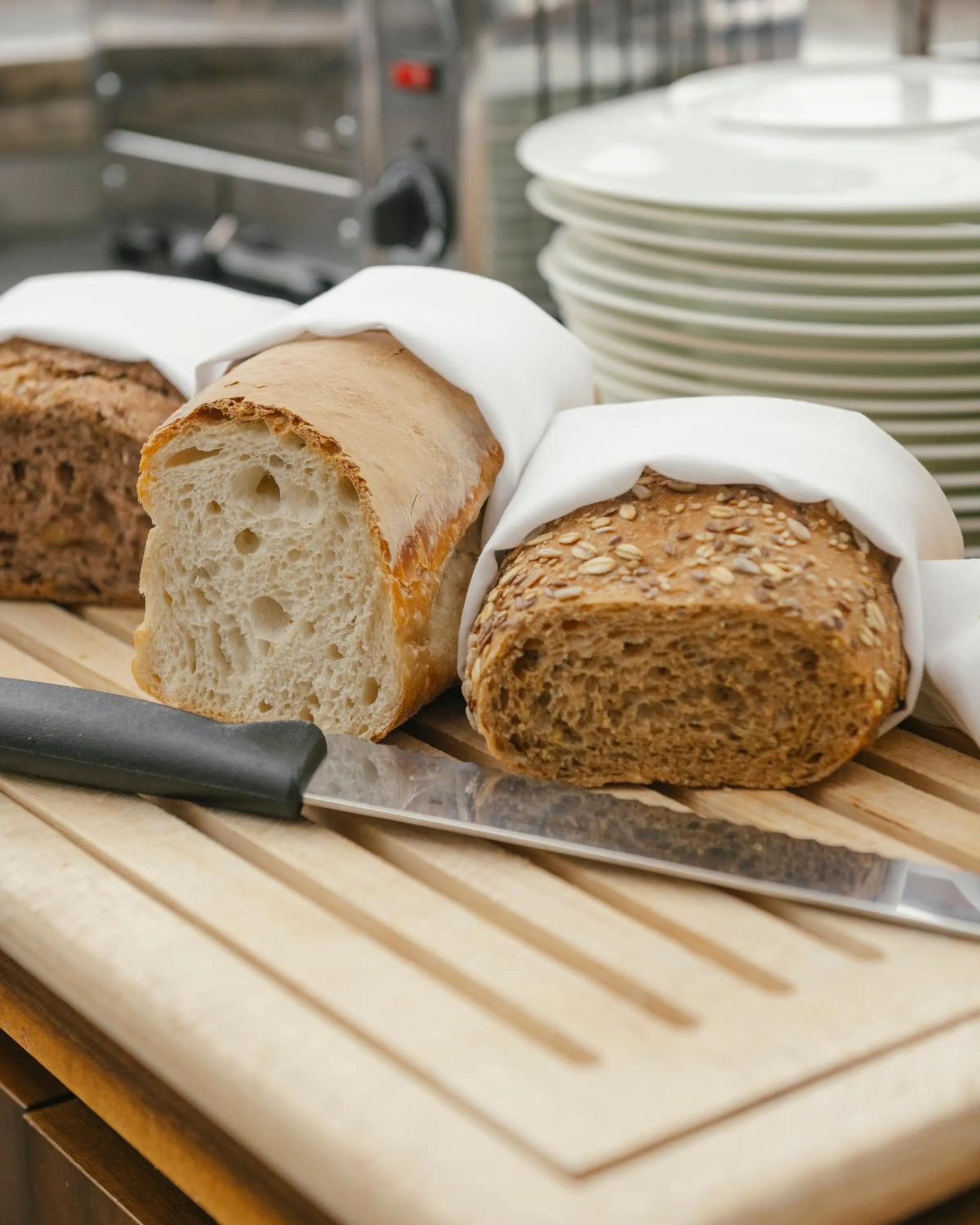 Breakfast in De Bonart Naples, Curio Collection By Hilton