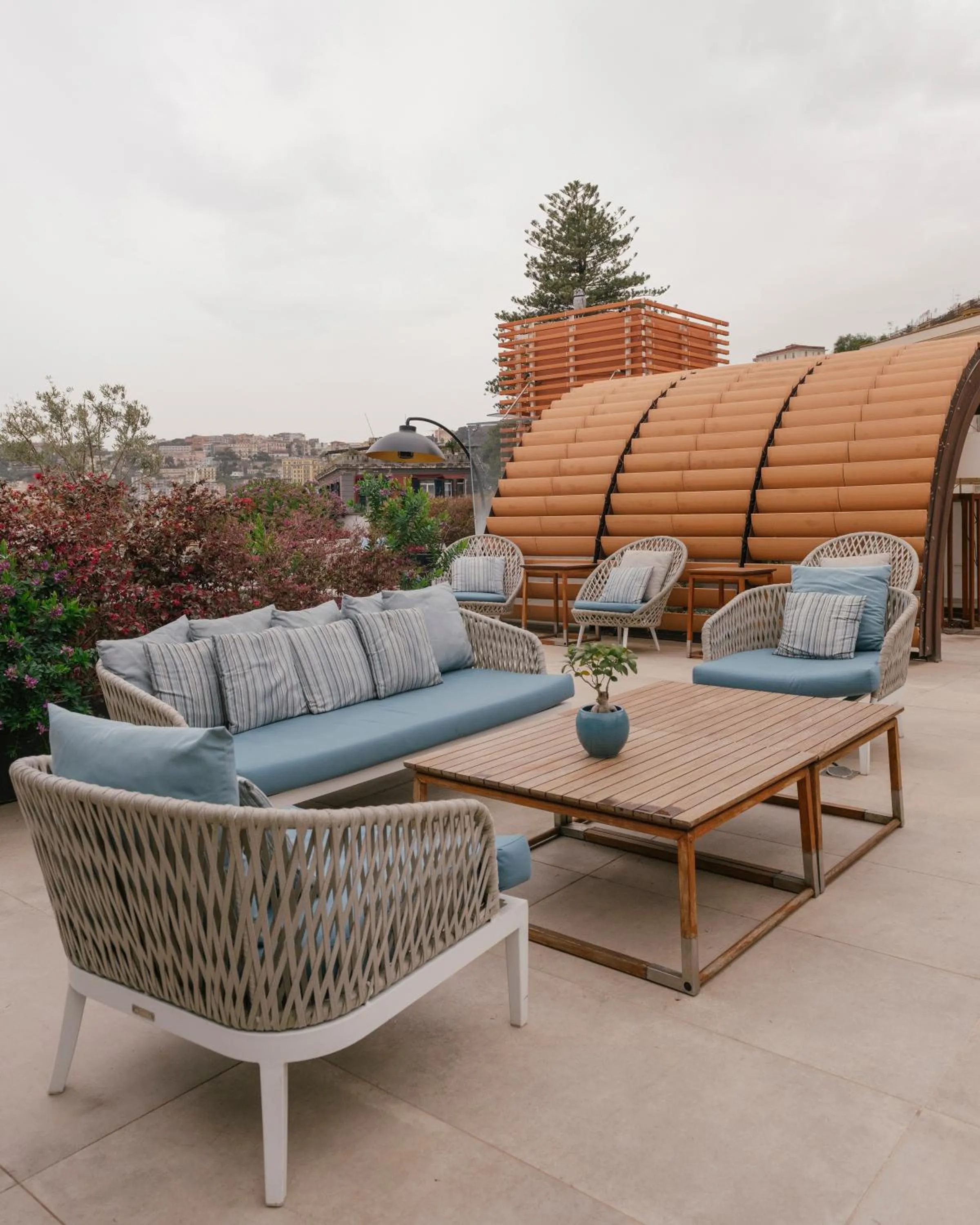 Balcony/Terrace in De Bonart Naples, Curio Collection By Hilton
