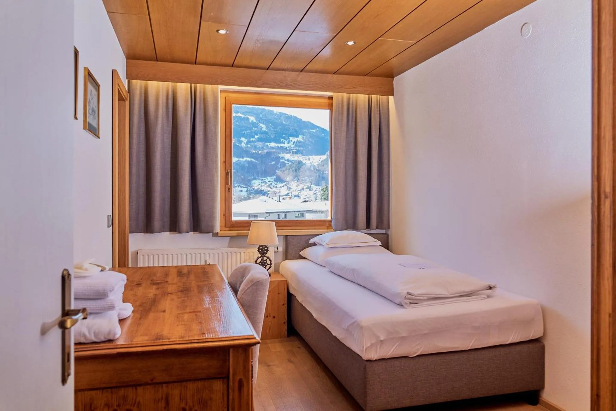 Bedroom, Bed in Aktiv & Spa Hotel Alpenrose