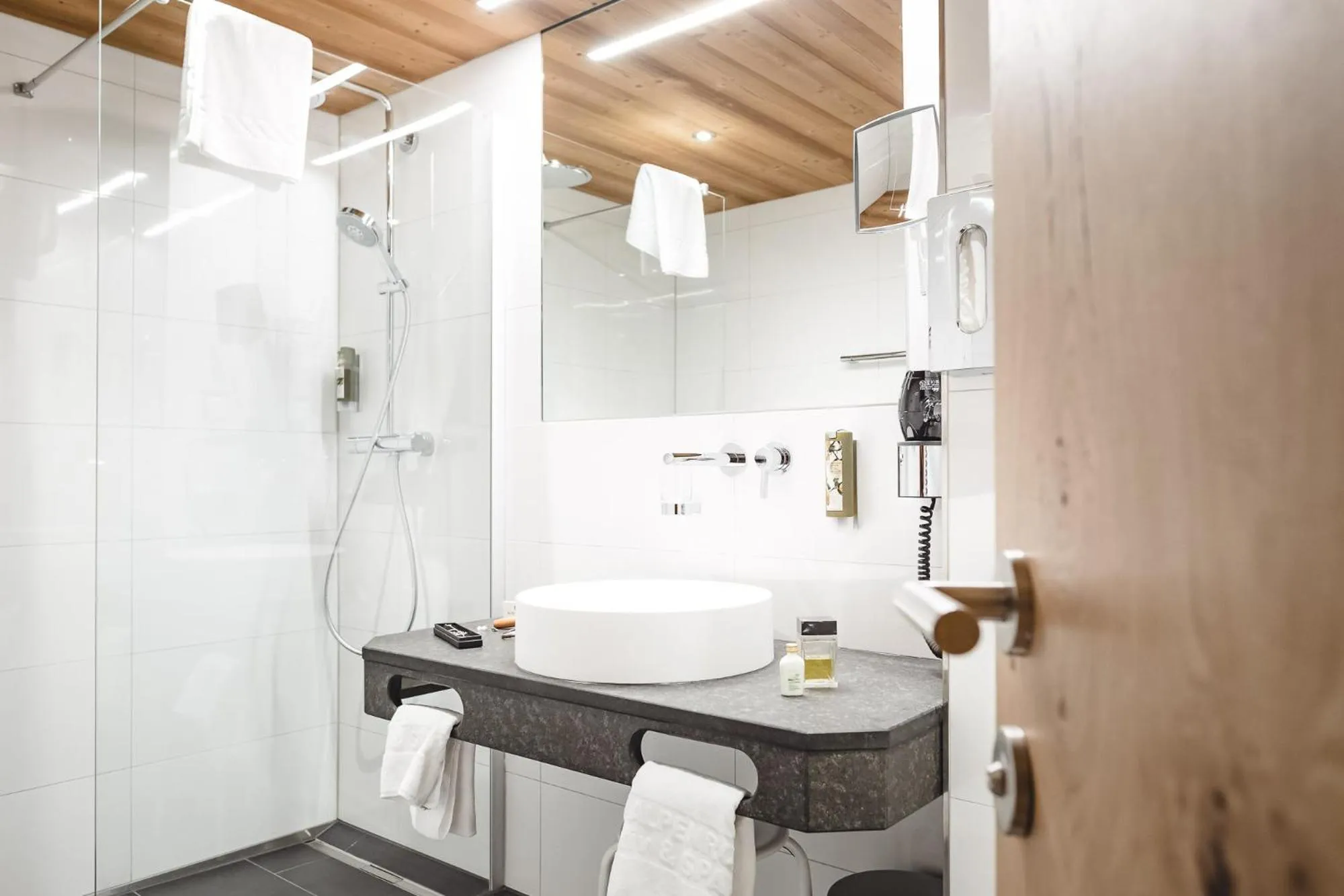 Bathroom in Aktiv & Spa Hotel Alpenrose