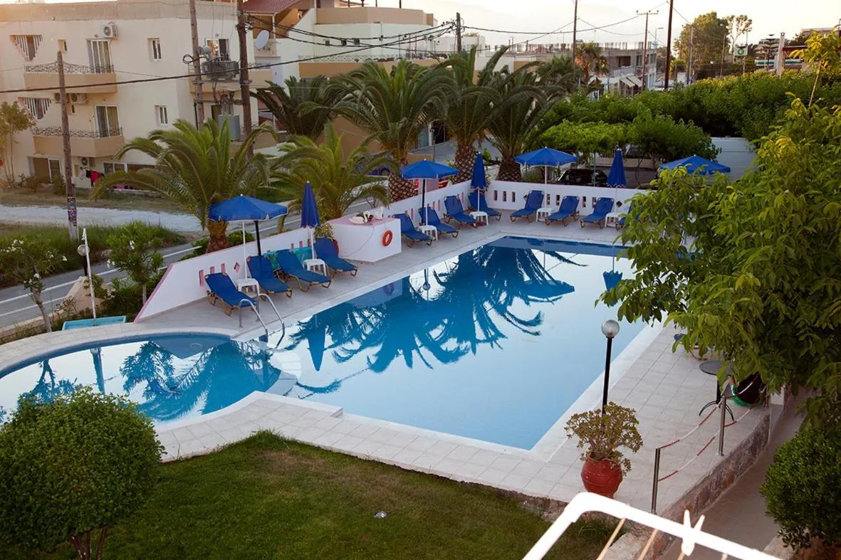 Swimming pool in Anatoli Beach Hotel