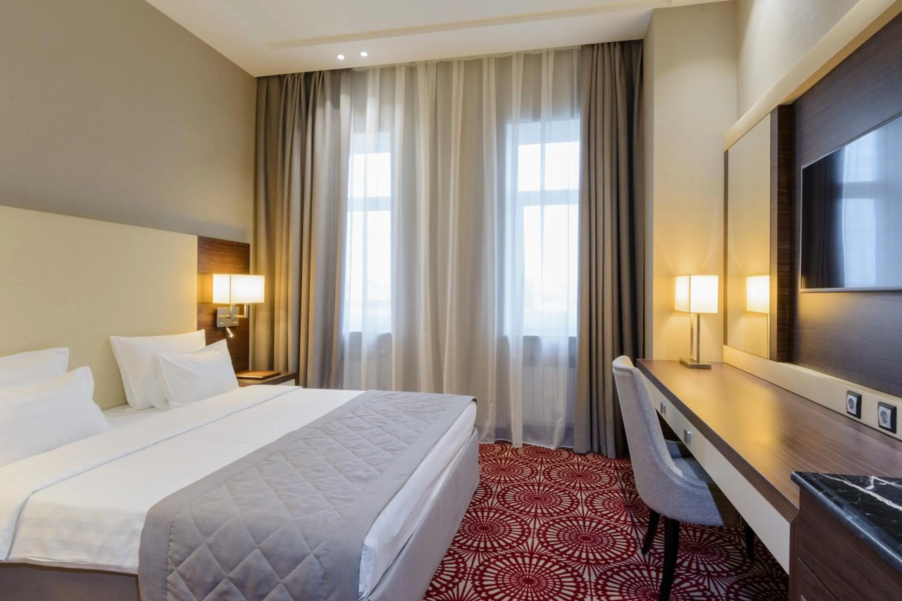 Photo of the whole room, Bed in Hotel Senator