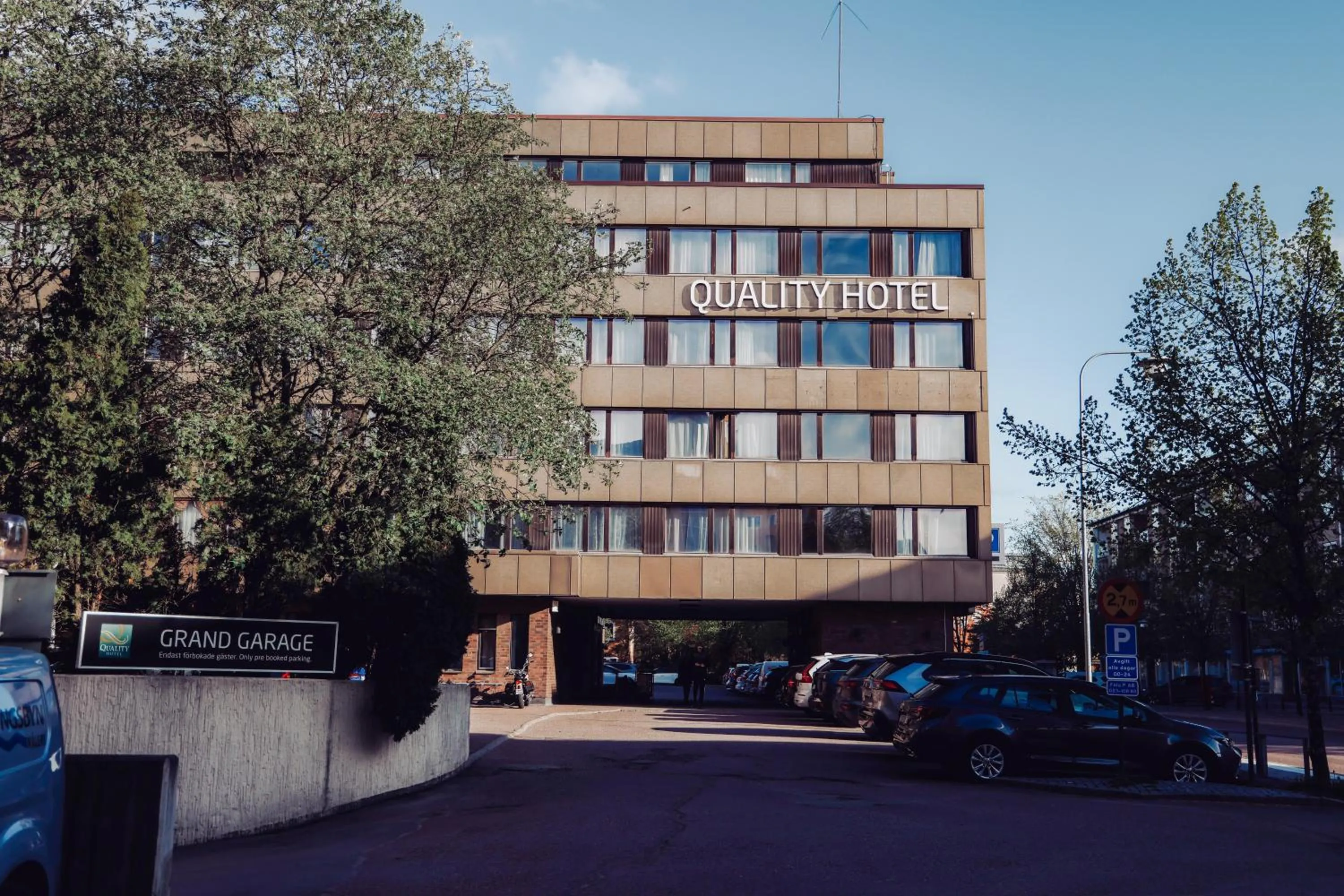 Facade/entrance in Quality Hotel Grand Falun