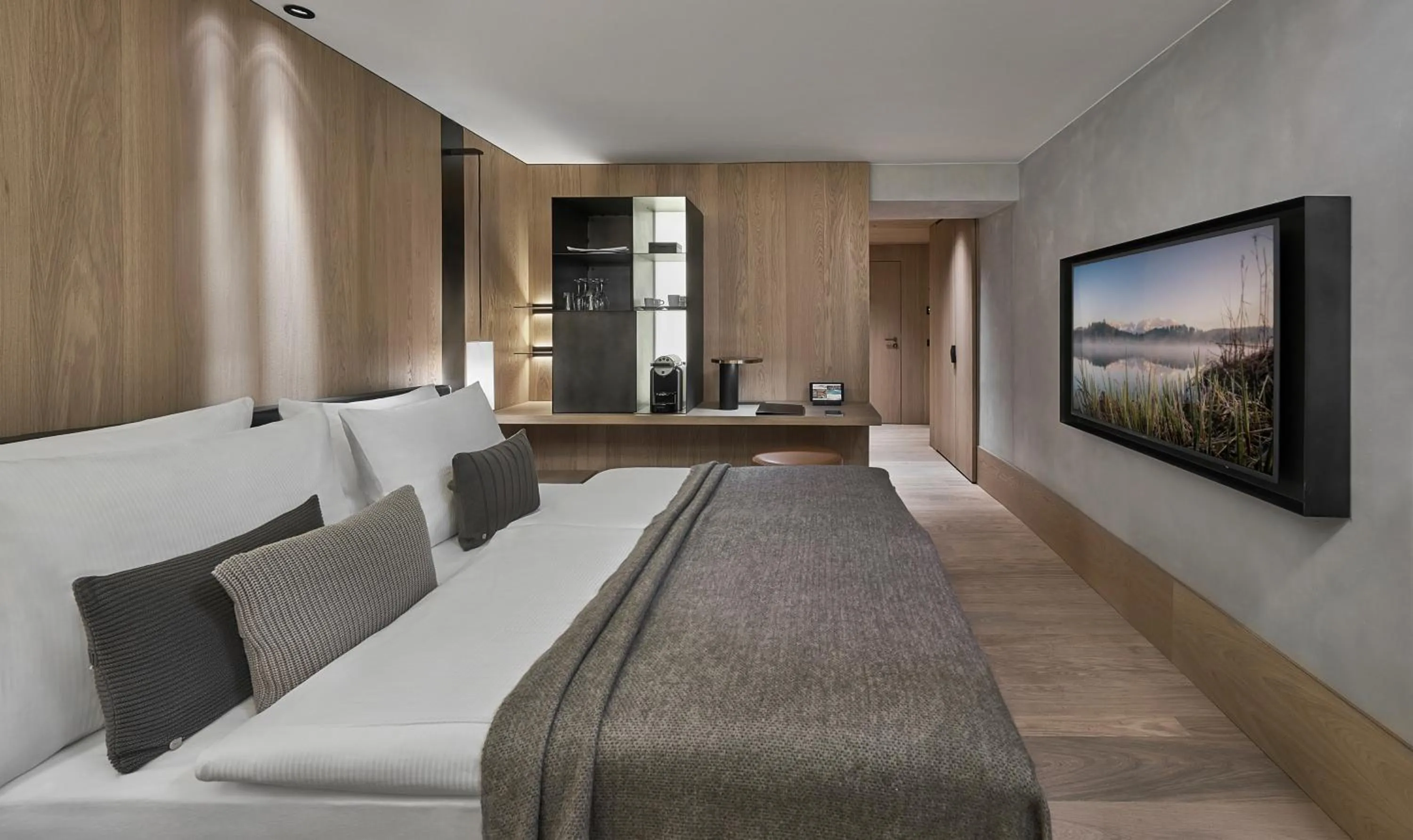 TV and multimedia in Hotel Weisses Roessl