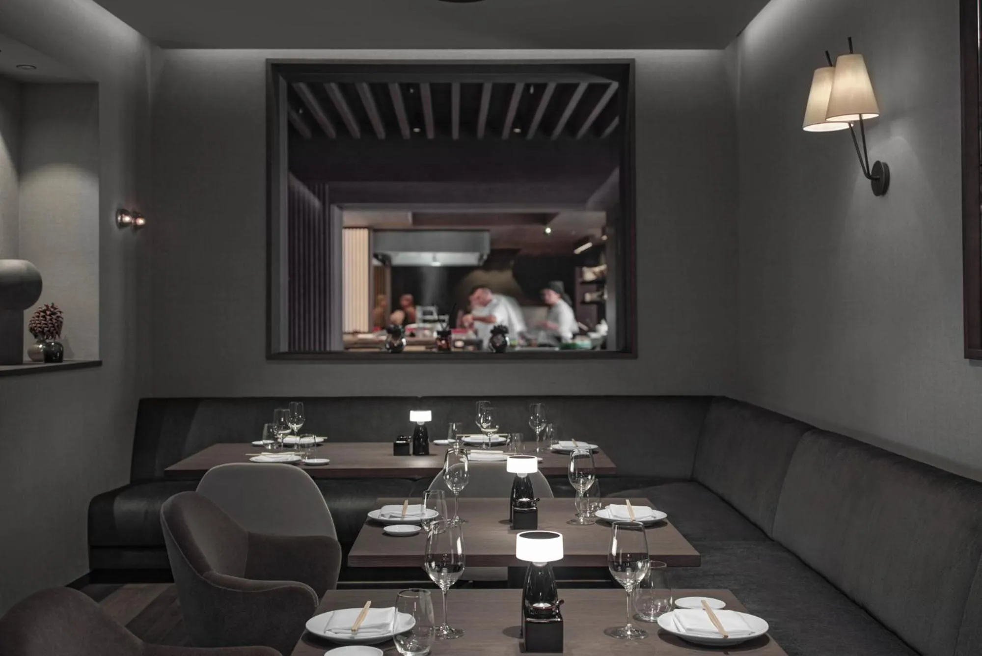 Restaurant/places to eat in Hotel Weisses Roessl