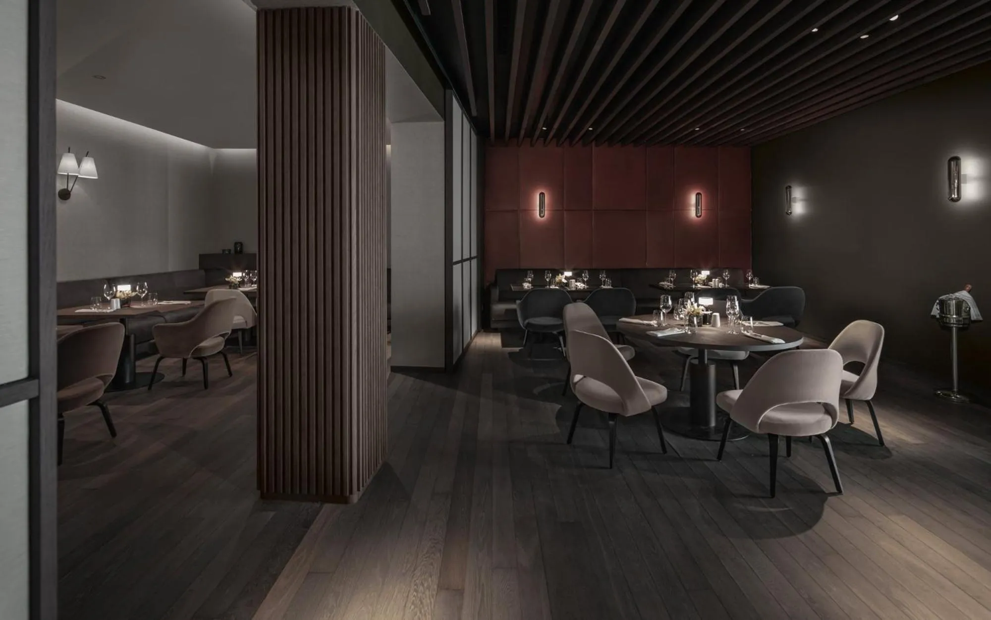 Restaurant/places to eat in Hotel Weisses Roessl