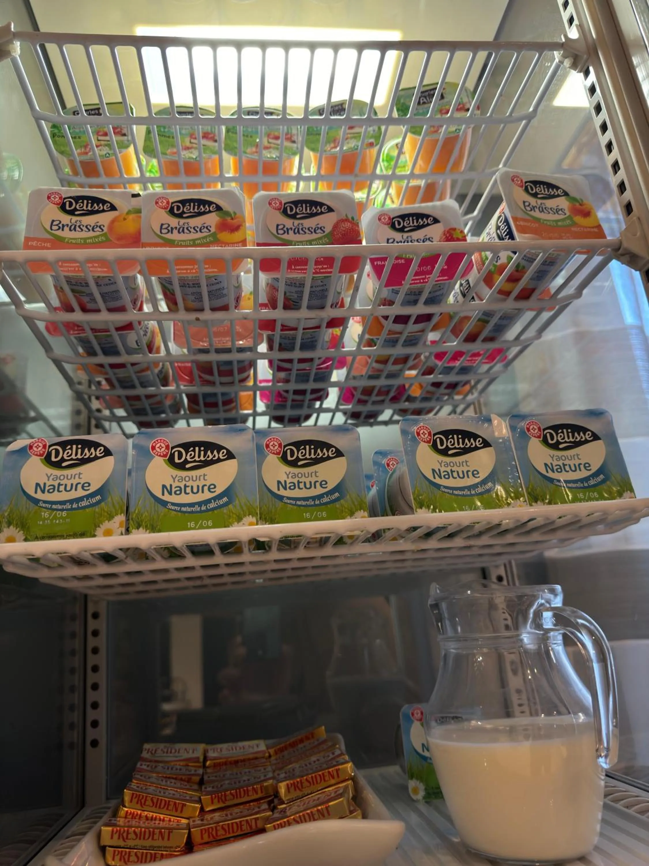 Breakfast in L'Escale d'Alès HOTEL