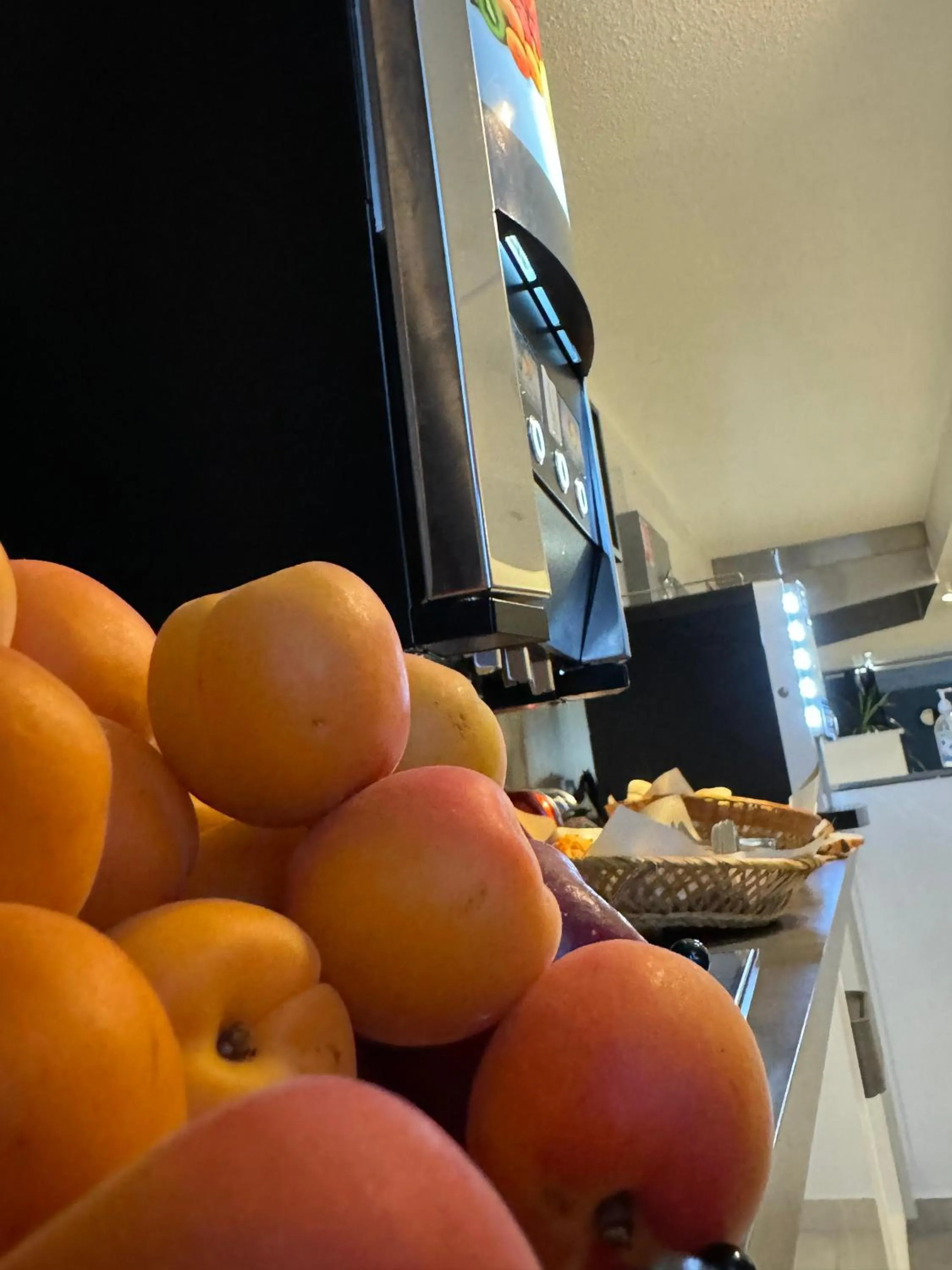 Breakfast in L'Escale d'Alès HOTEL