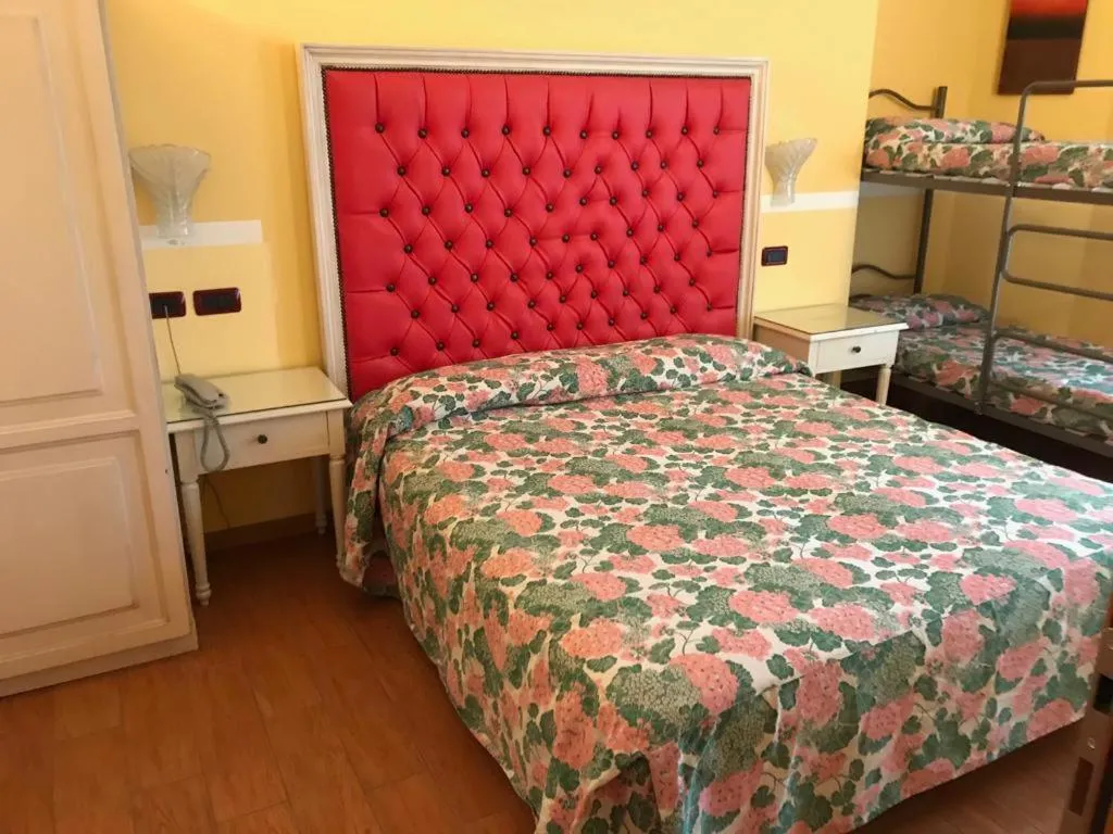 Photo of the whole room, Bed in Alle Torri