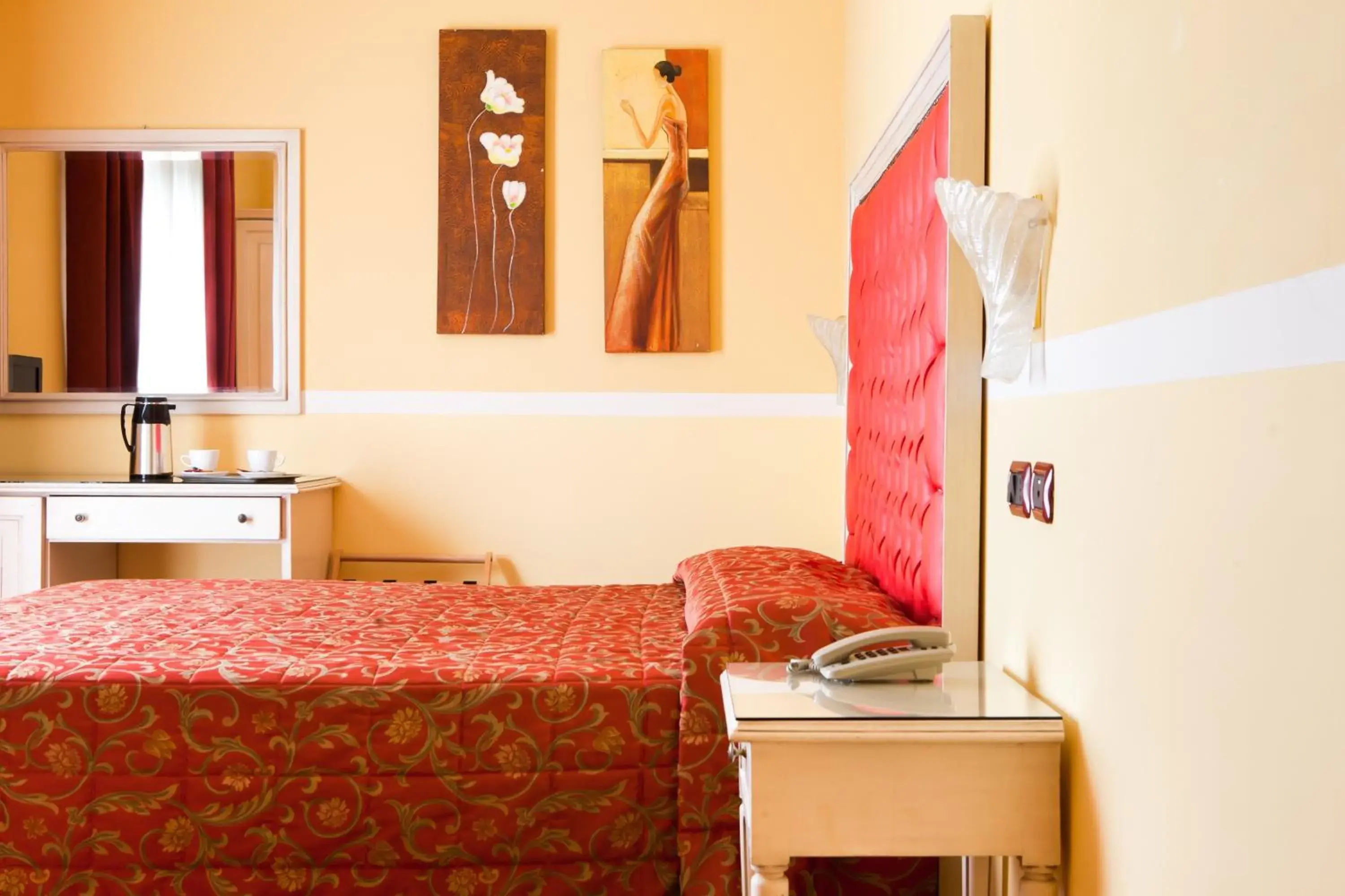 Basic Triple Room in Alle Torri Basic Triple Room in Alle Torri