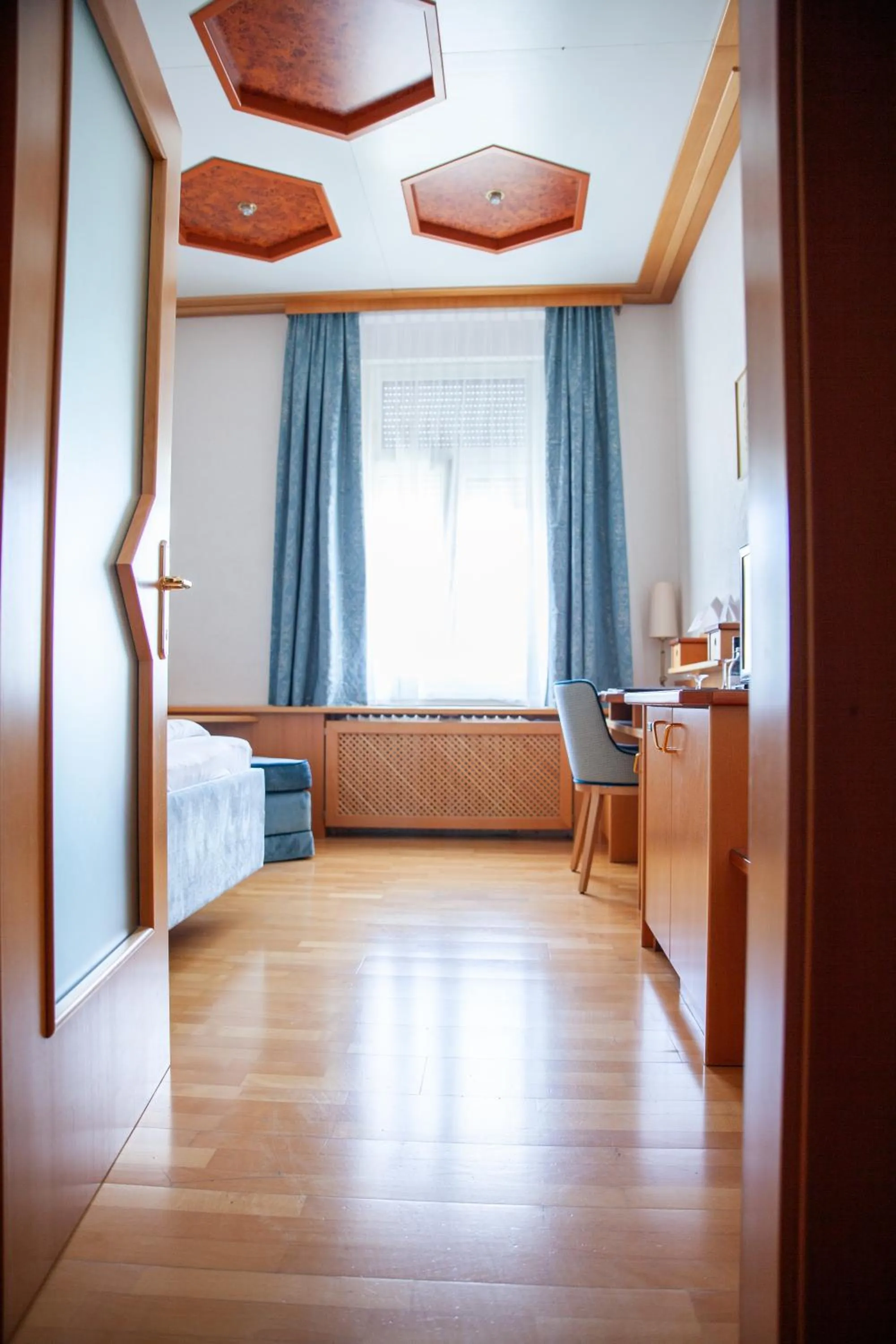 Bed in Seehotel Schwan