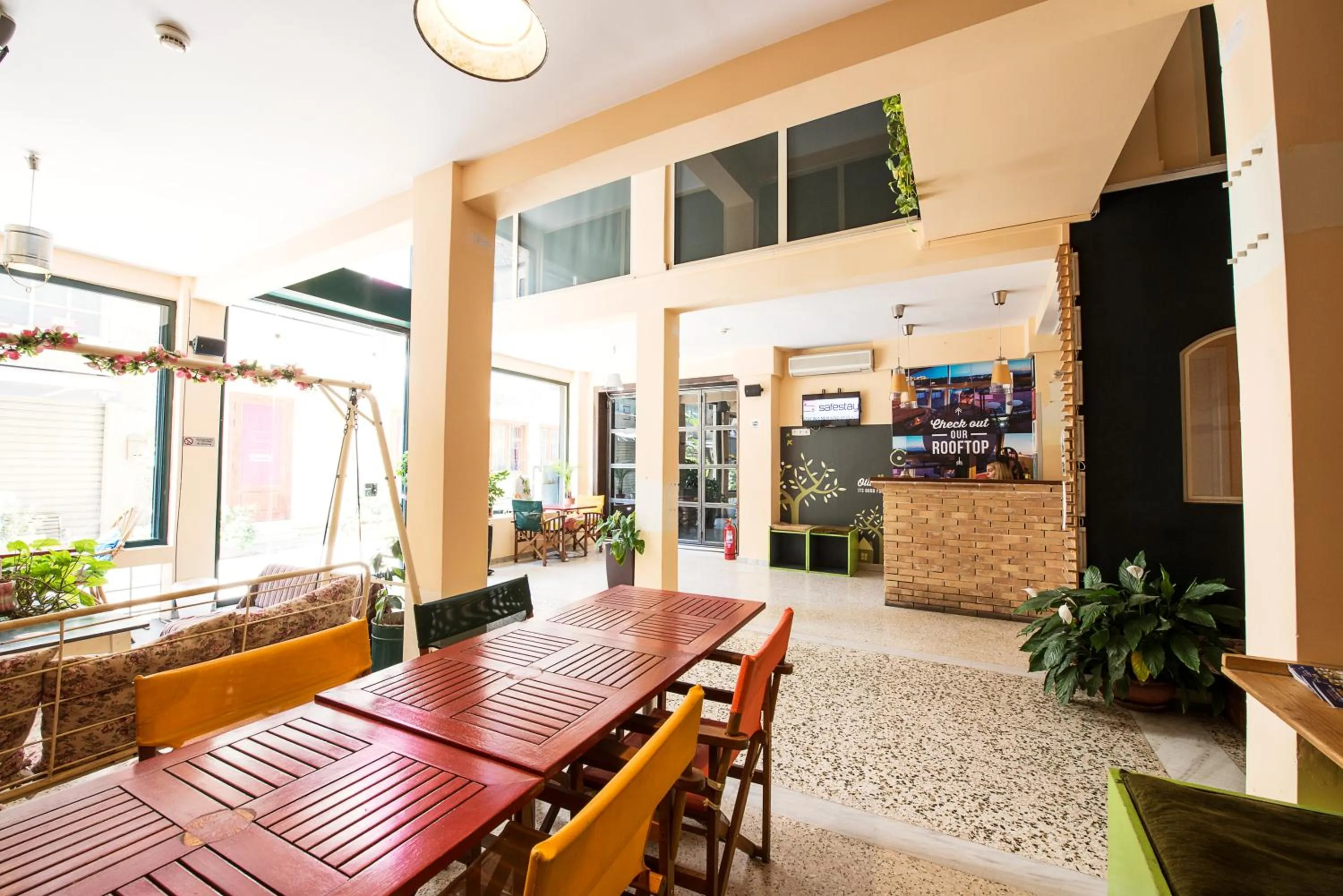 Lounge or bar in Safestay Athens Monastiraki