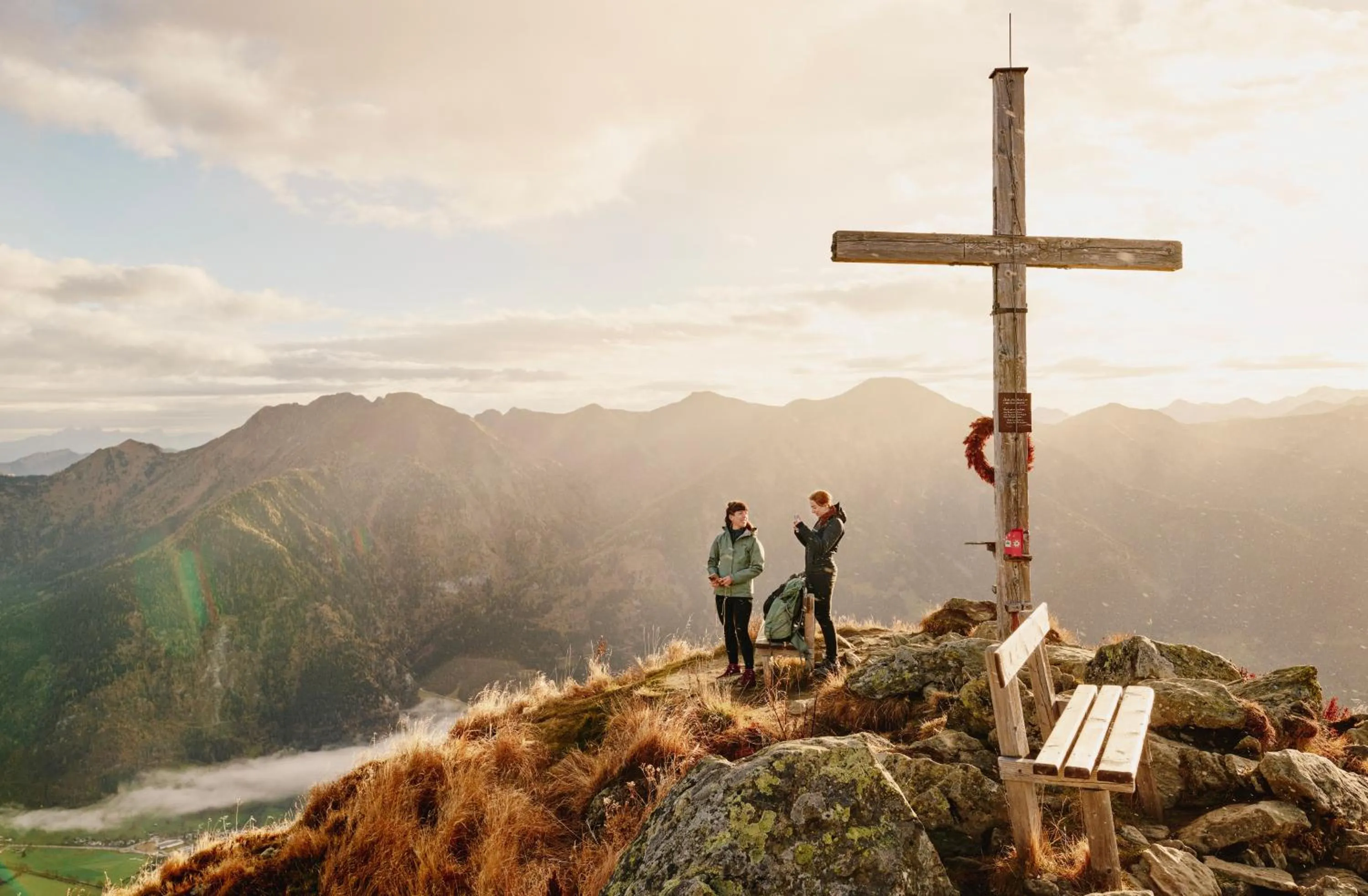 Natural landscape in Hotel Norica - Thermenhotels Gastein mit dem Bademantel direkt in die Therme