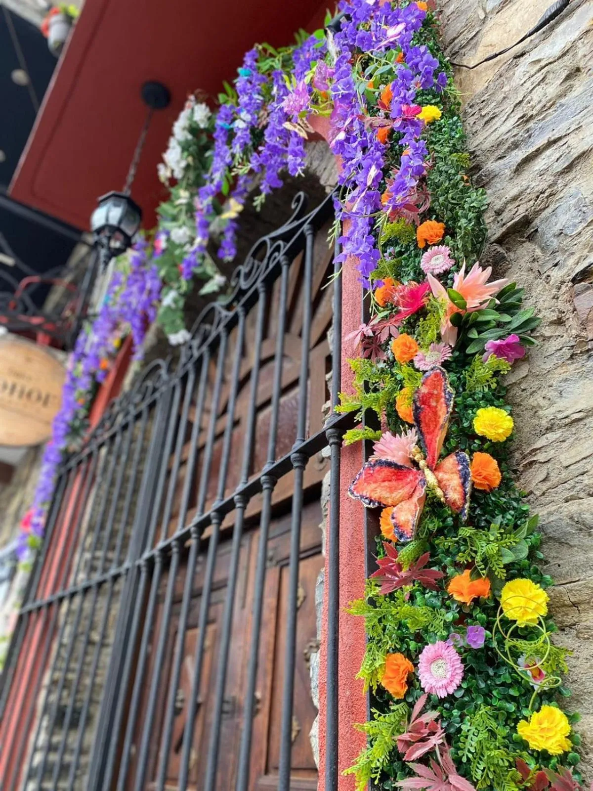 Facade/entrance in Grann Posada Xilitla