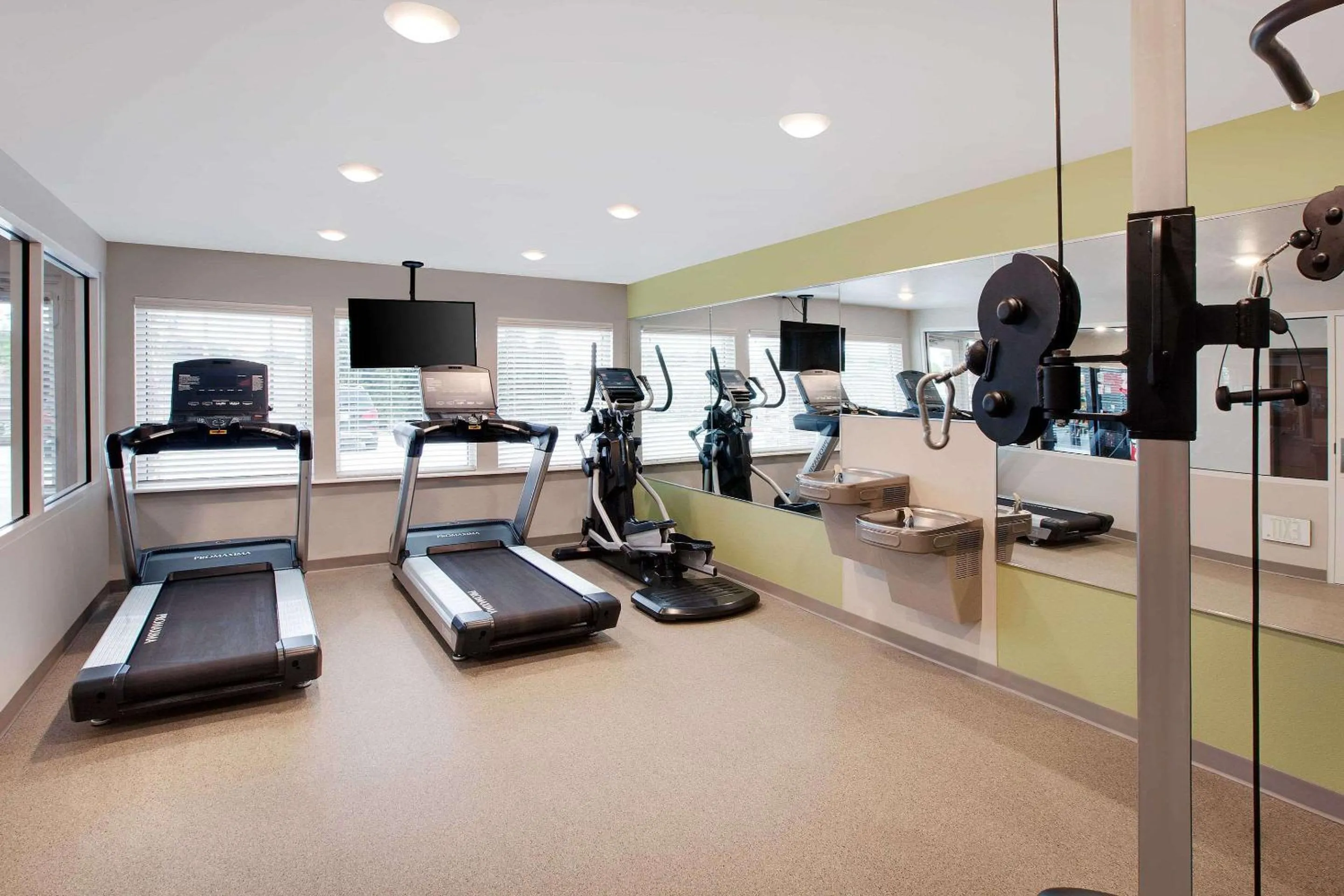 Fitness centre/facilities in WoodSpring Suites Plano - North Dallas