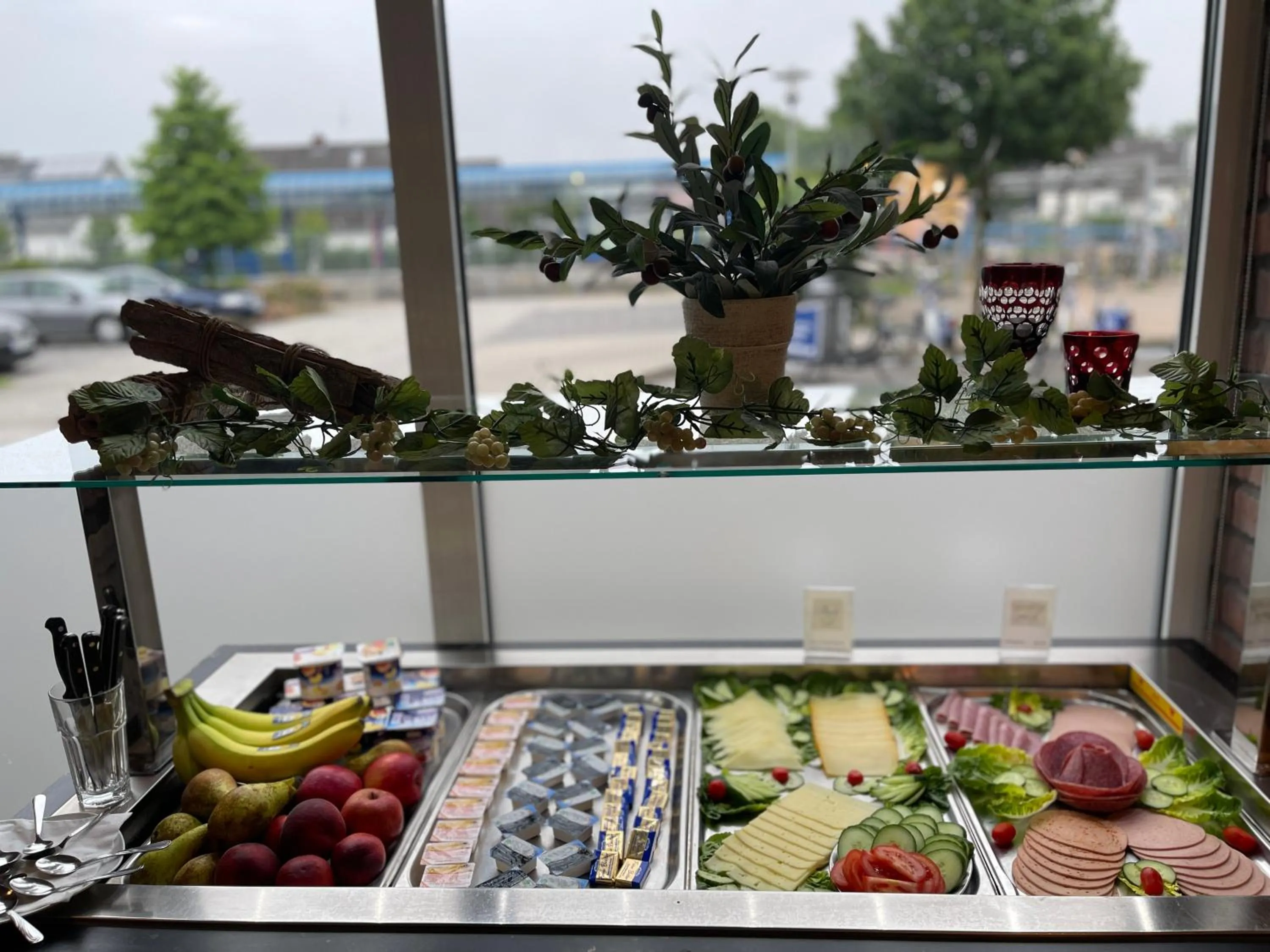 Buffet breakfast in Hotel Frederikspark