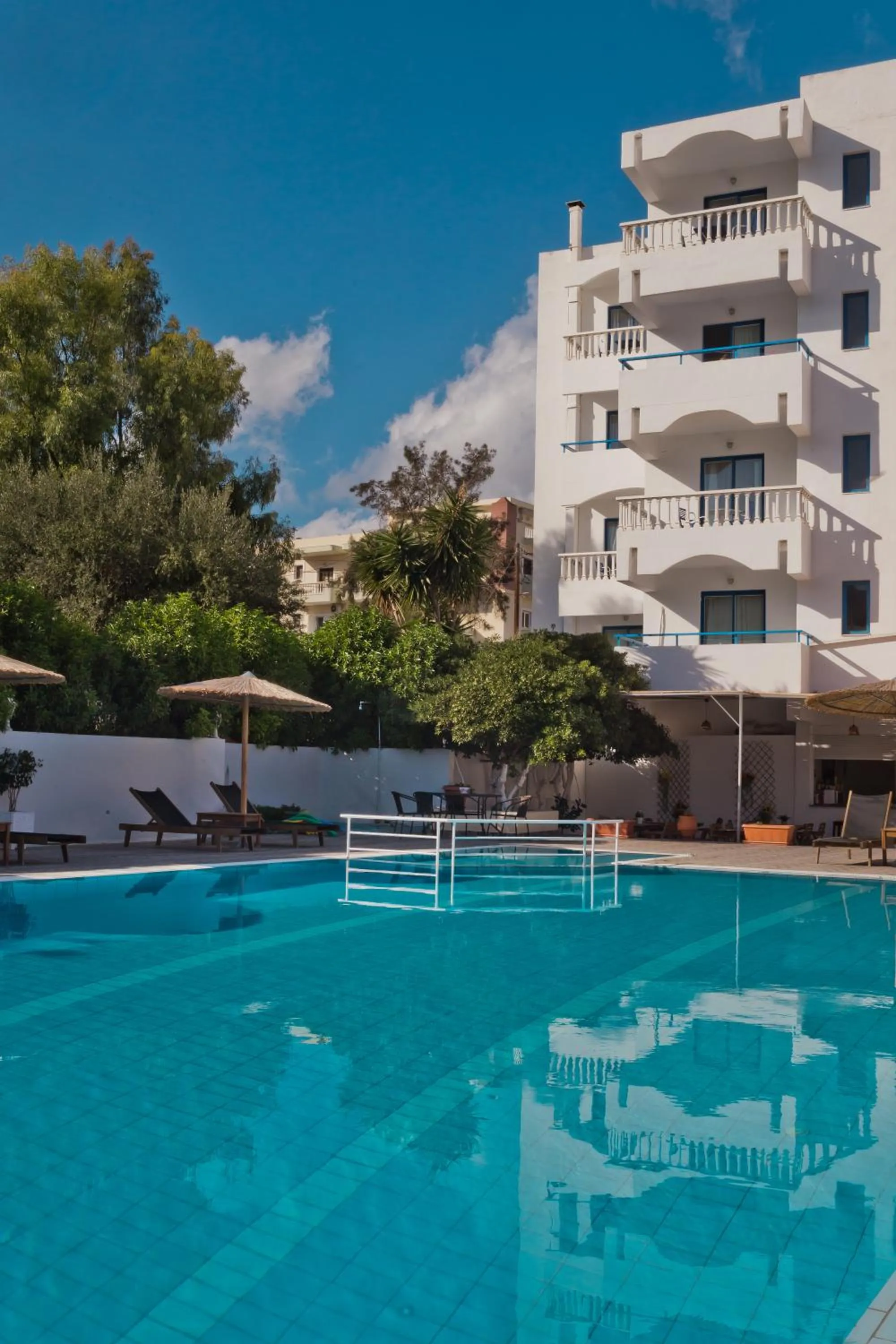 Property building in Regina Studios & Hotel