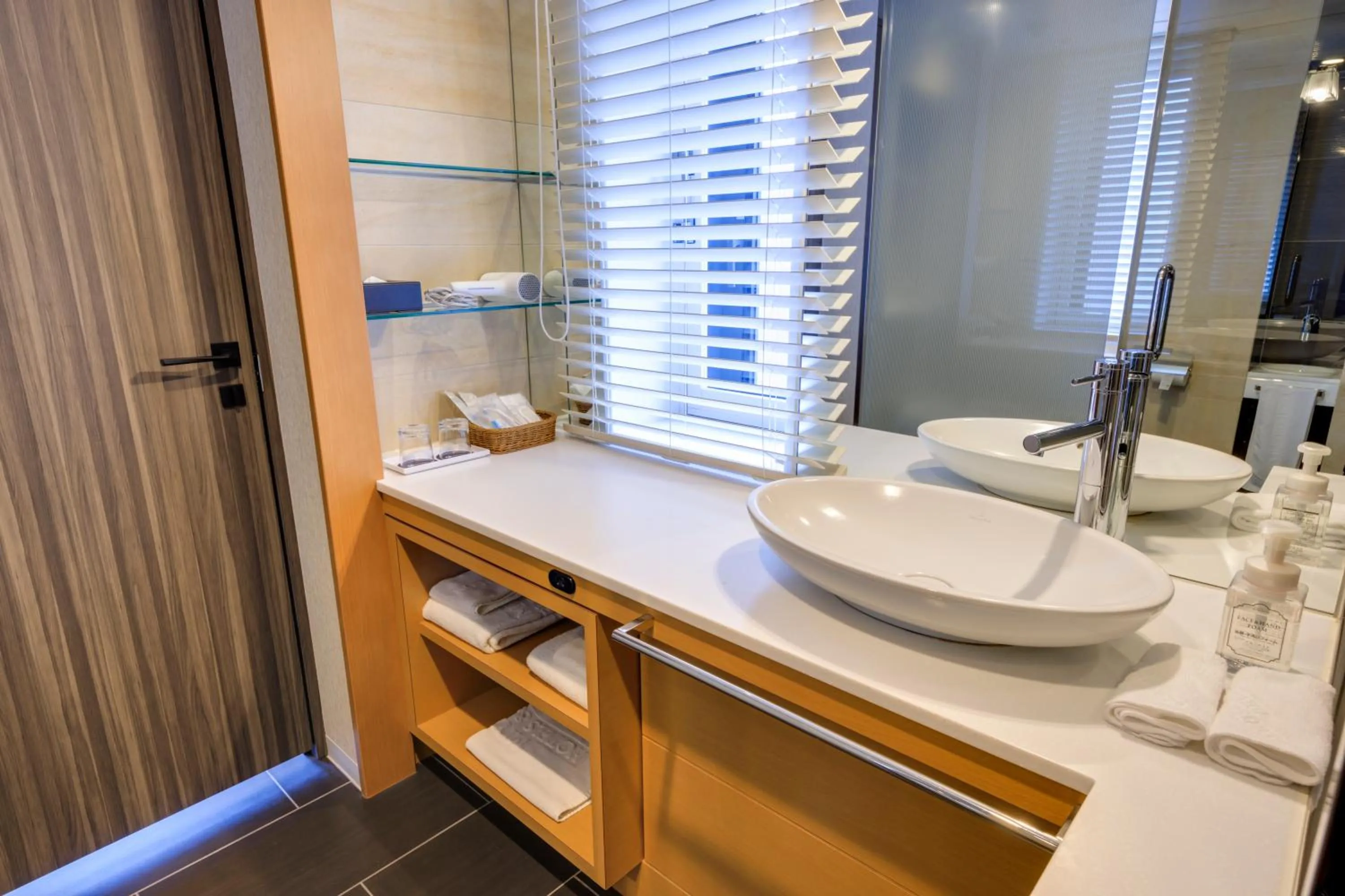 Miyako City Kintetsu Kyoto Station