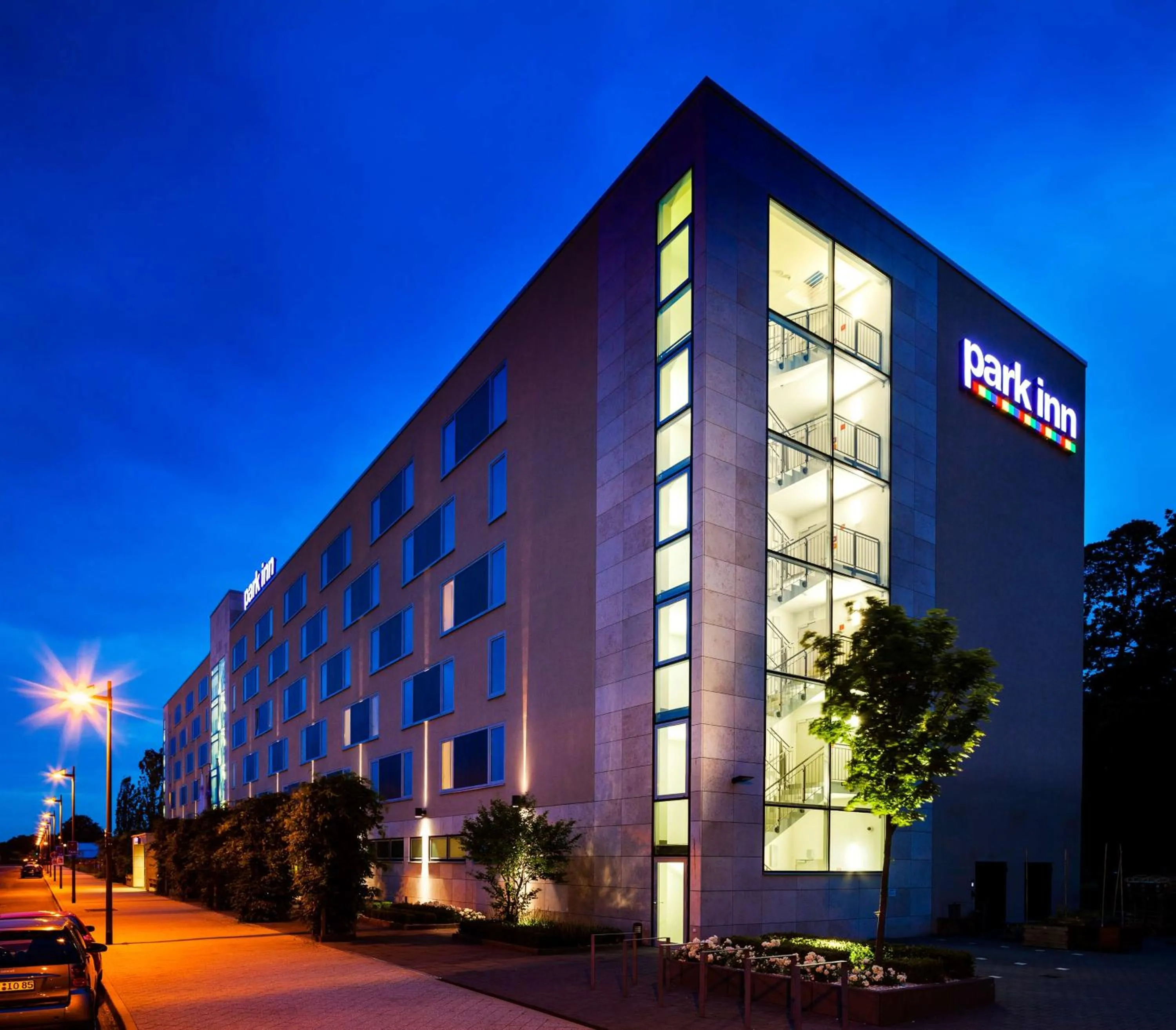 Property building in Park Inn by Radisson Frankfurt Airport