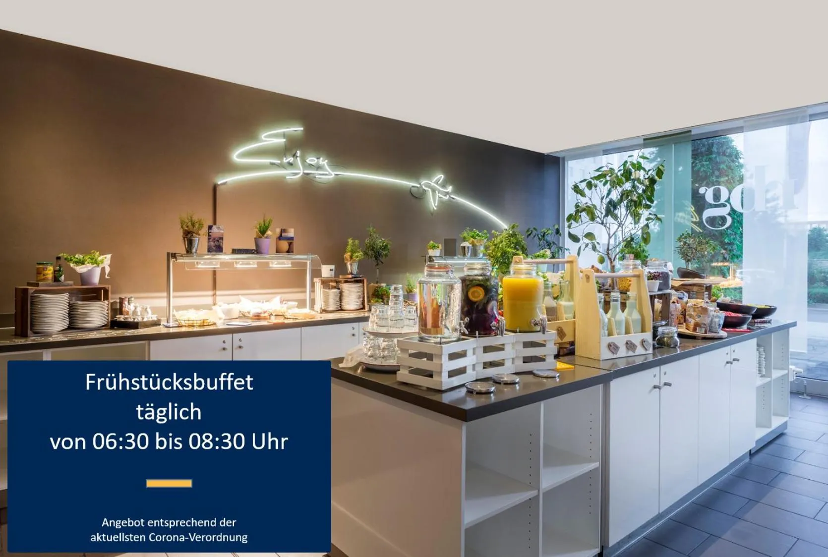 Breakfast in Park Inn by Radisson Frankfurt Airport