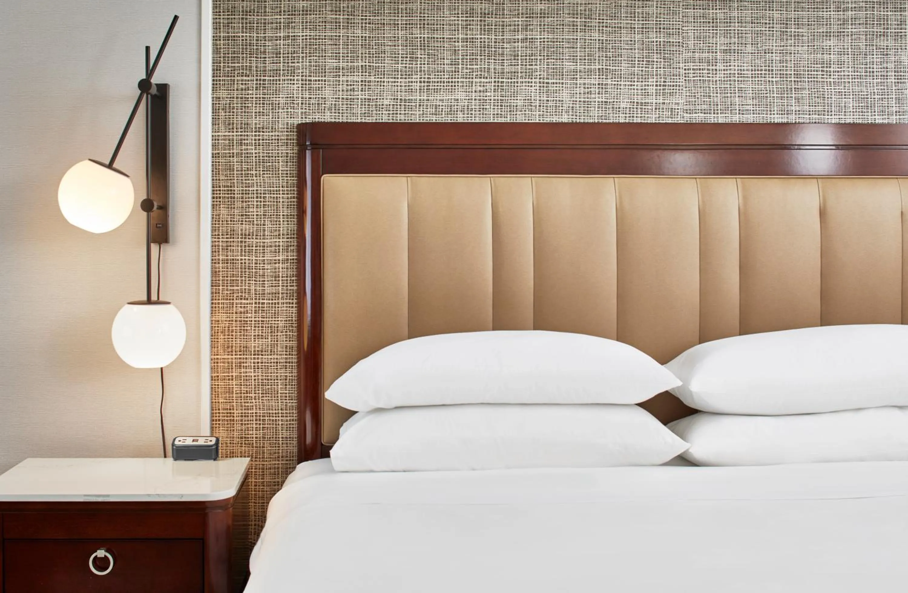 Bed in Sheraton Indianapolis Hotel at Keystone Crossing