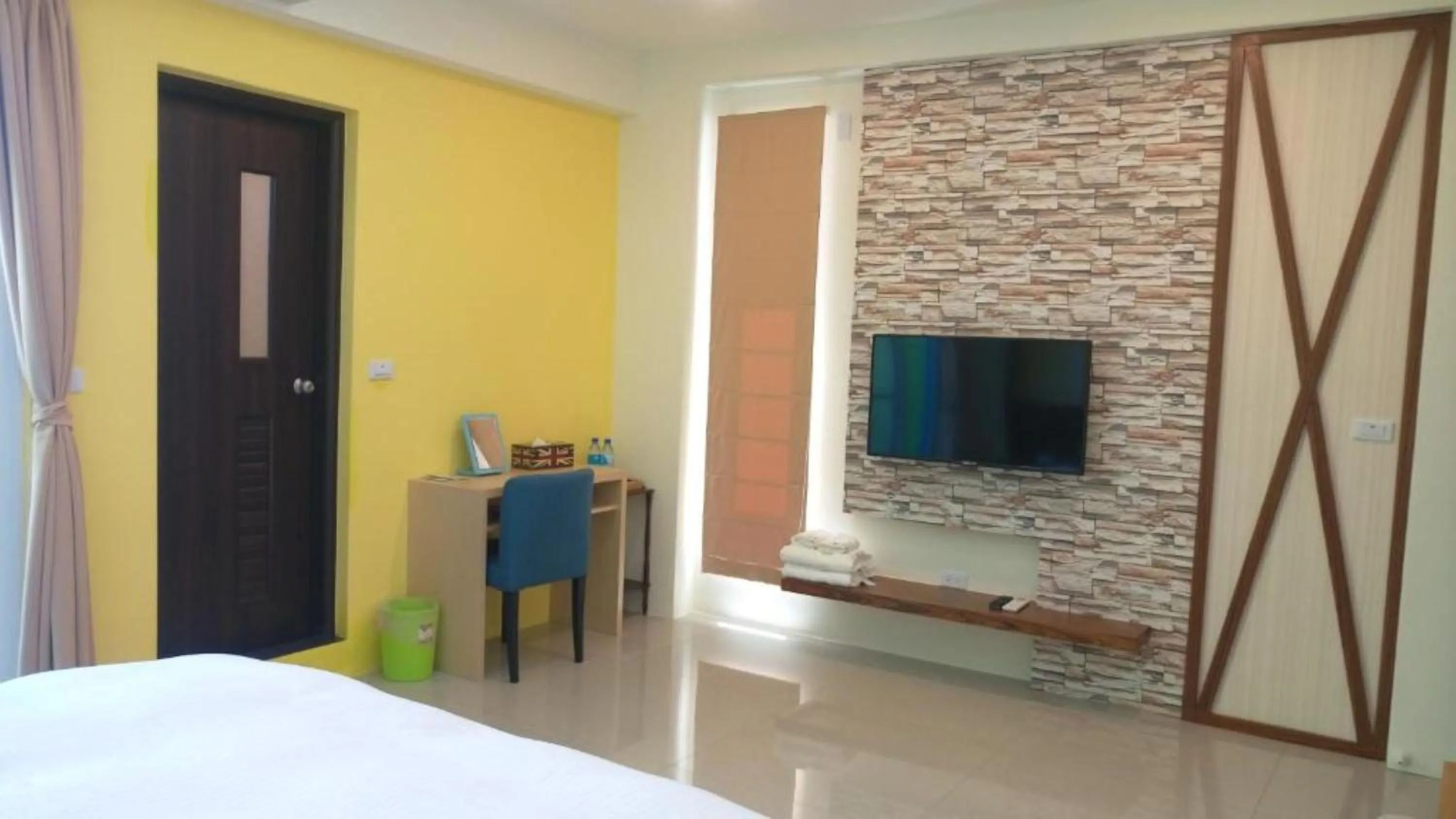 Photo of the whole room, Bed in Taitung Blue Elevator B&B