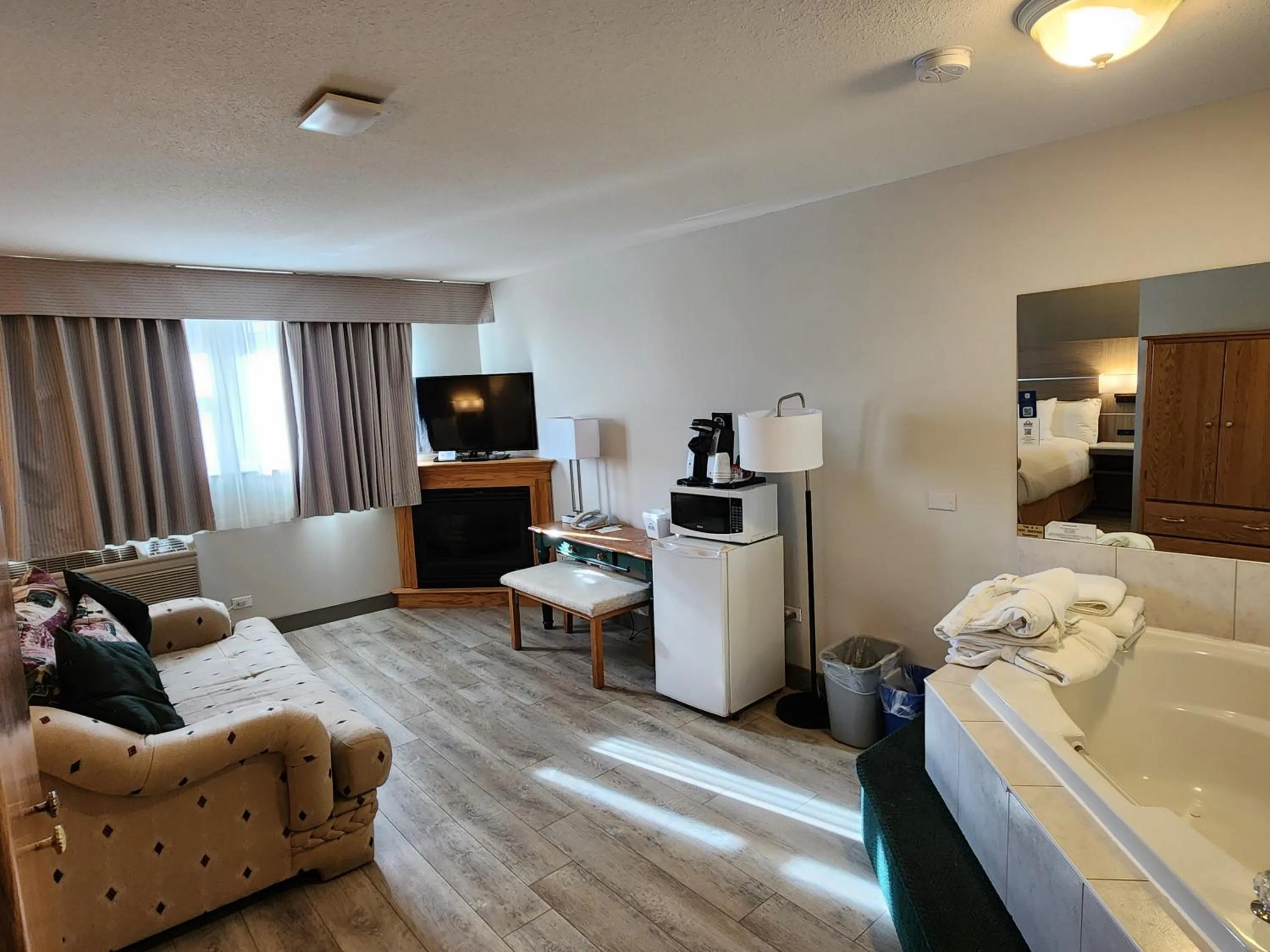 Bed in Days Inn by Wyndham Penticton Conference Centre