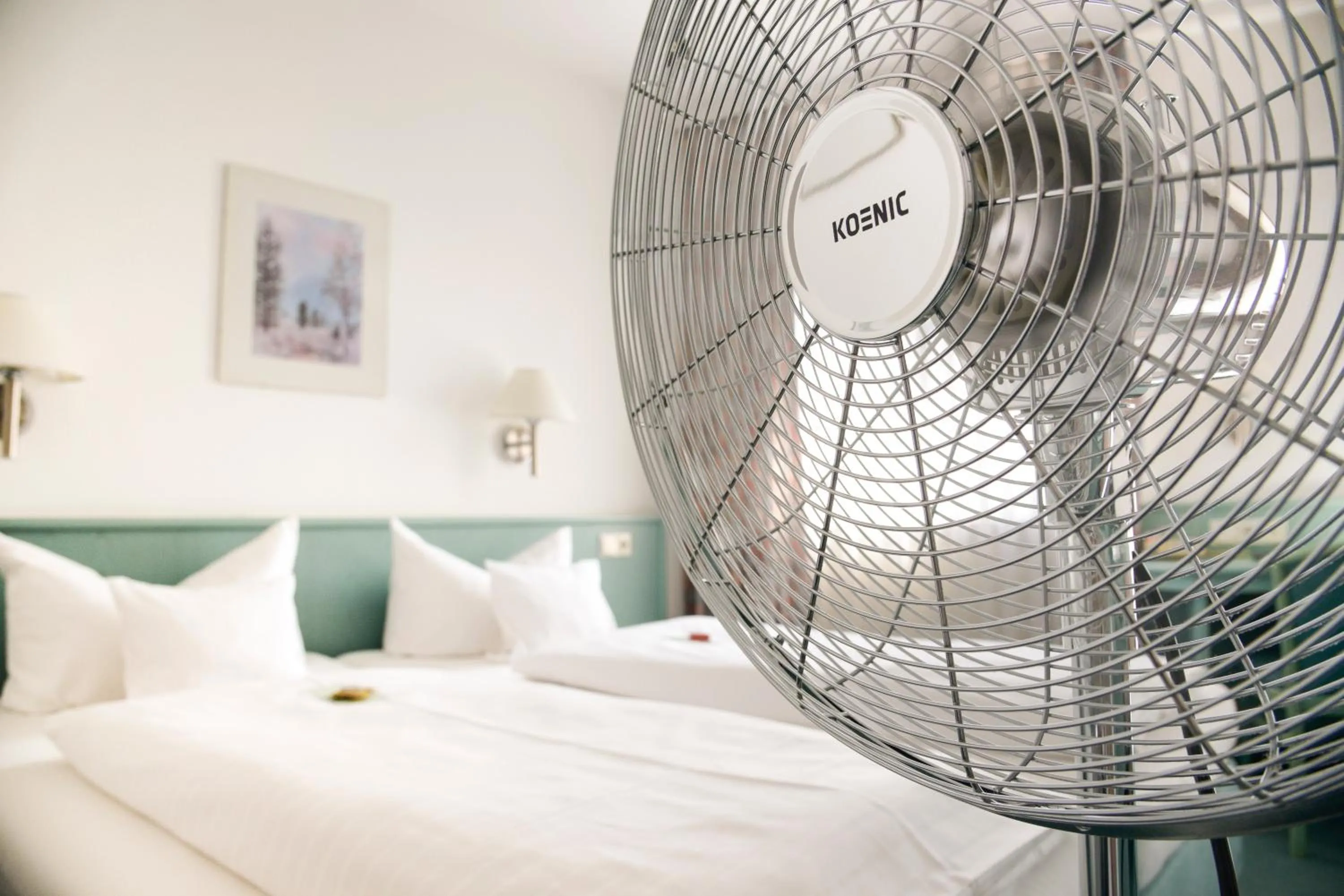 Summer, Bed in Hotel Till Eulenspiegel - Nichtrauchhotel - Garni