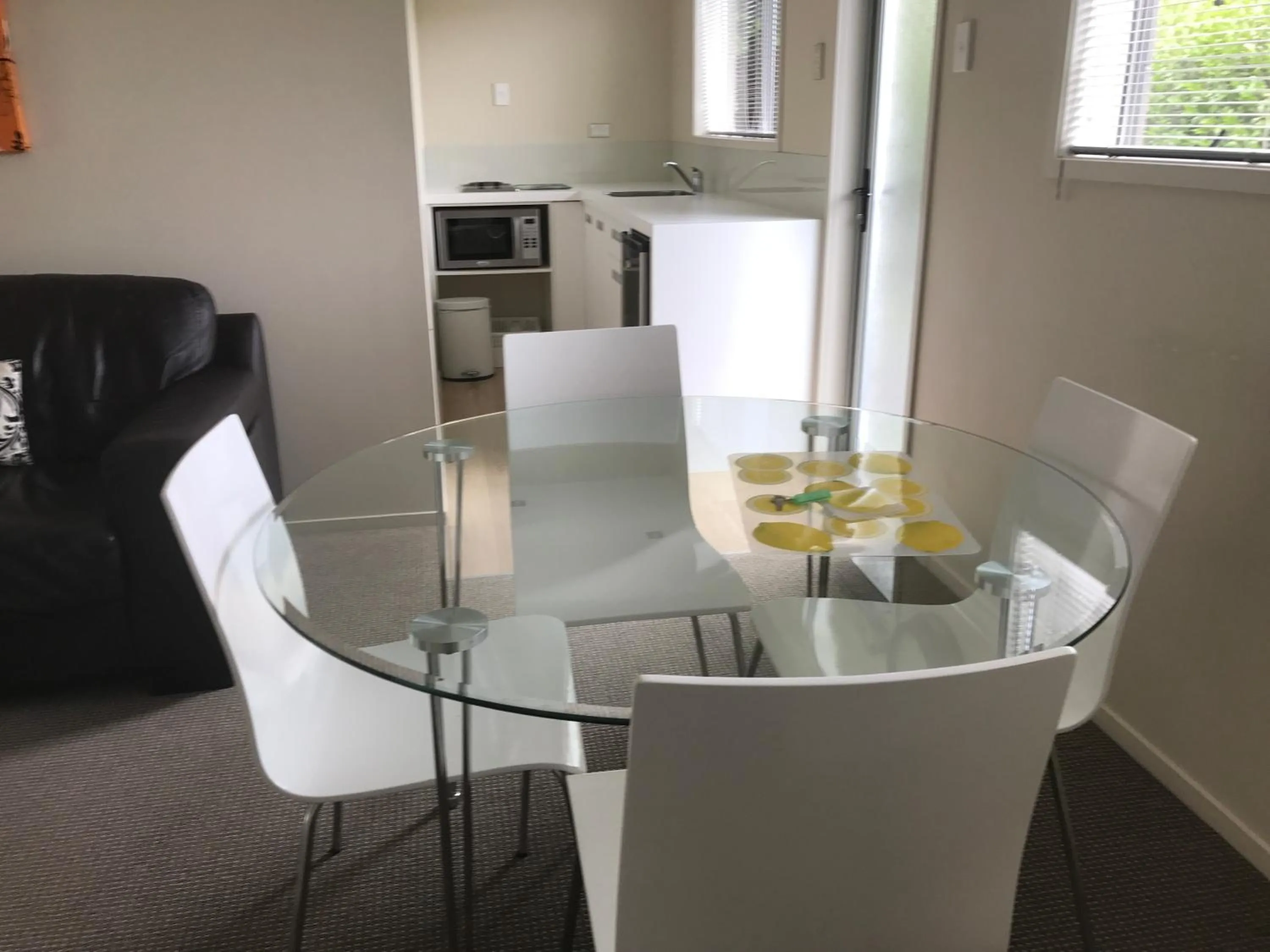 Kitchen or kitchenette, Dining Area in Ratanui Villas