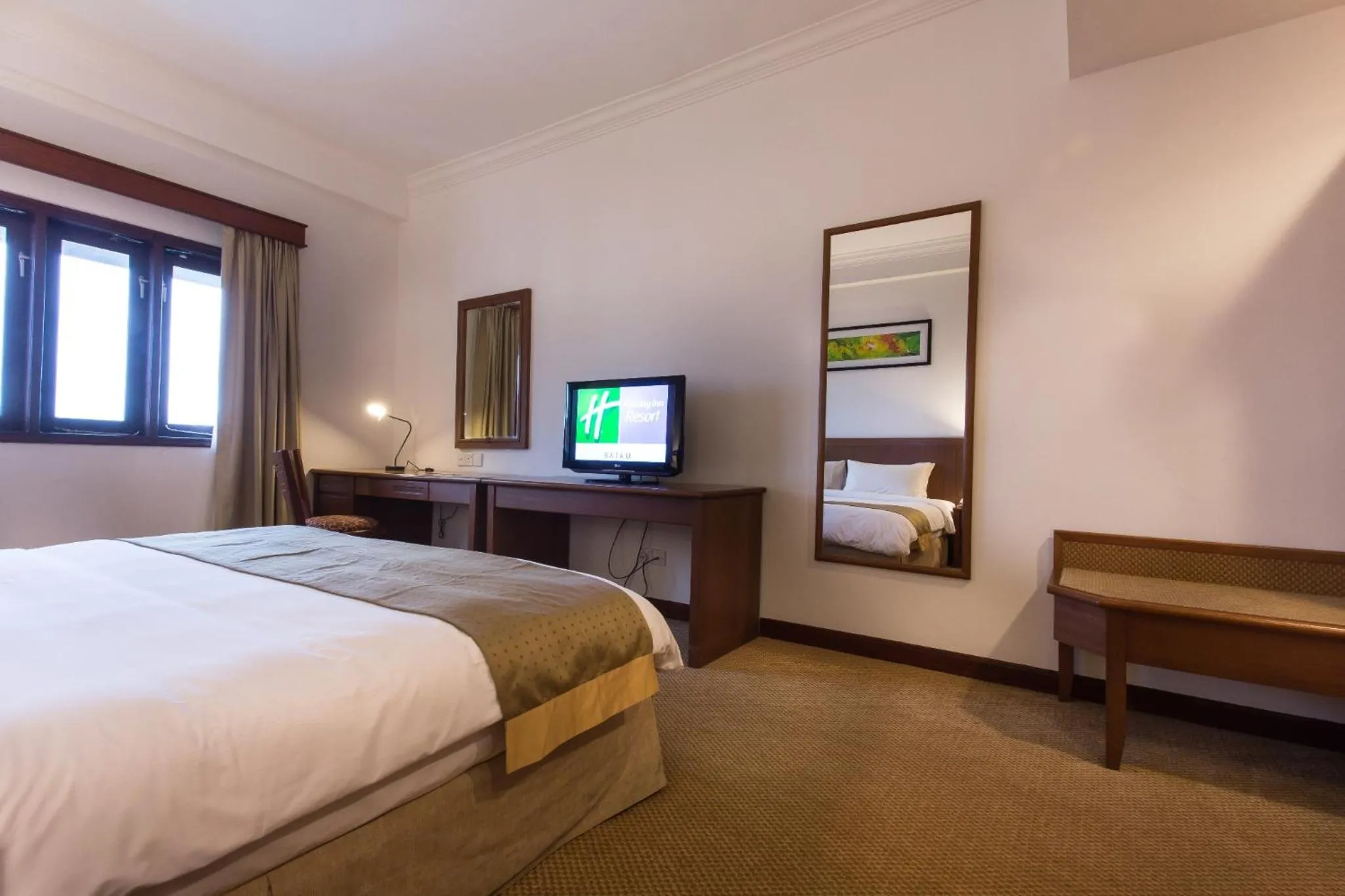 Bed in Holiday Inn Resort Batam by IHG