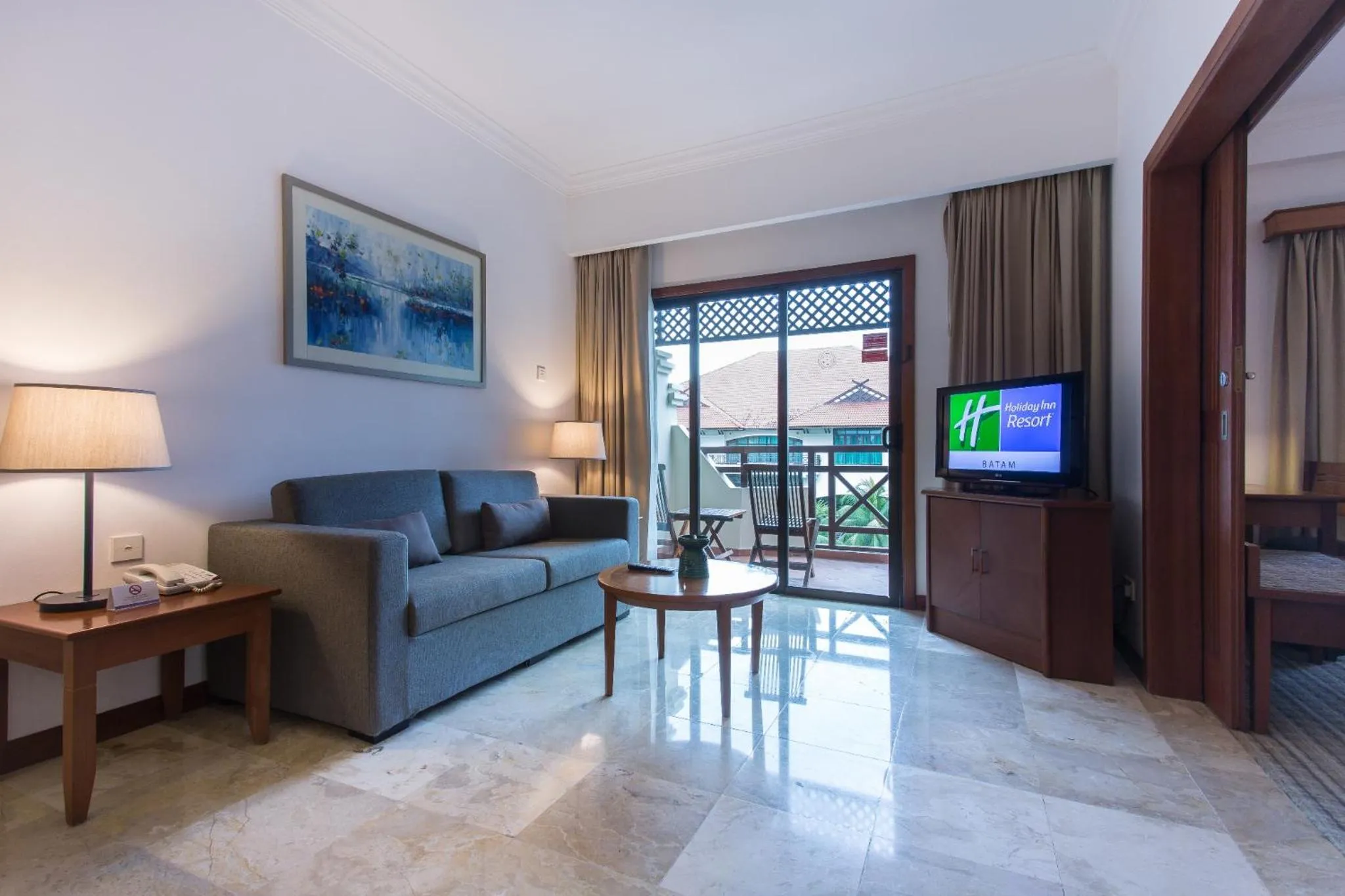 TV and multimedia in Holiday Inn Resort Batam by IHG