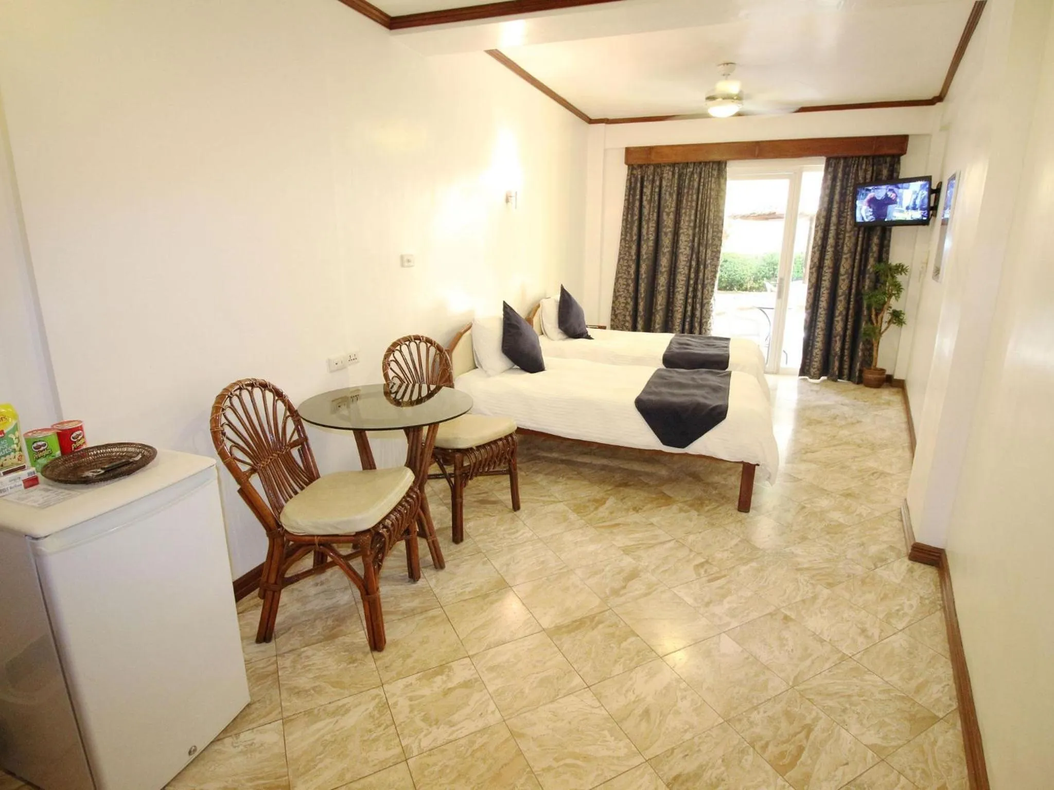 Bedroom in Mermaid Resort and Dive Center