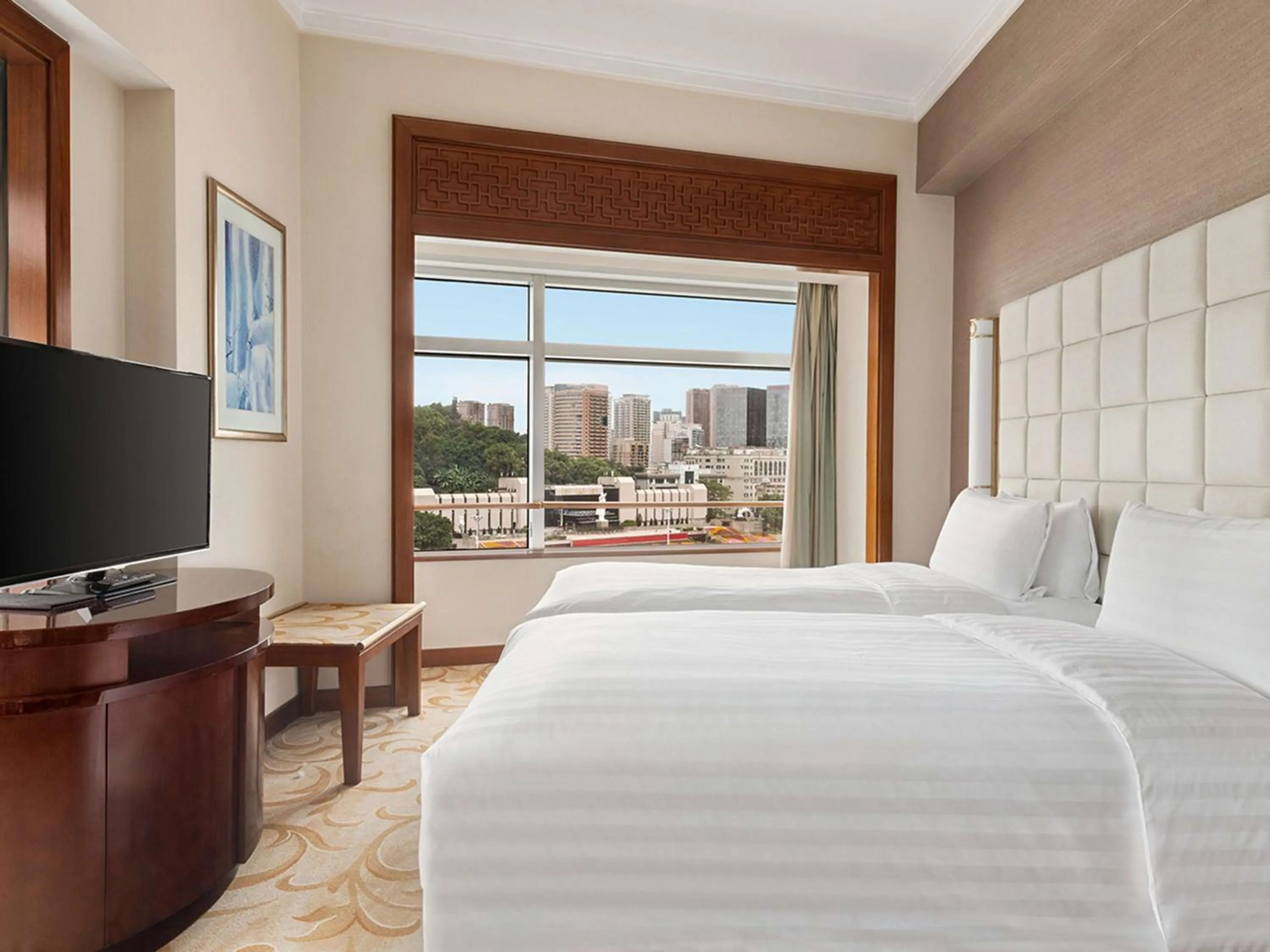 Photo of the whole room, Bed in Shangri-La Fuzhou