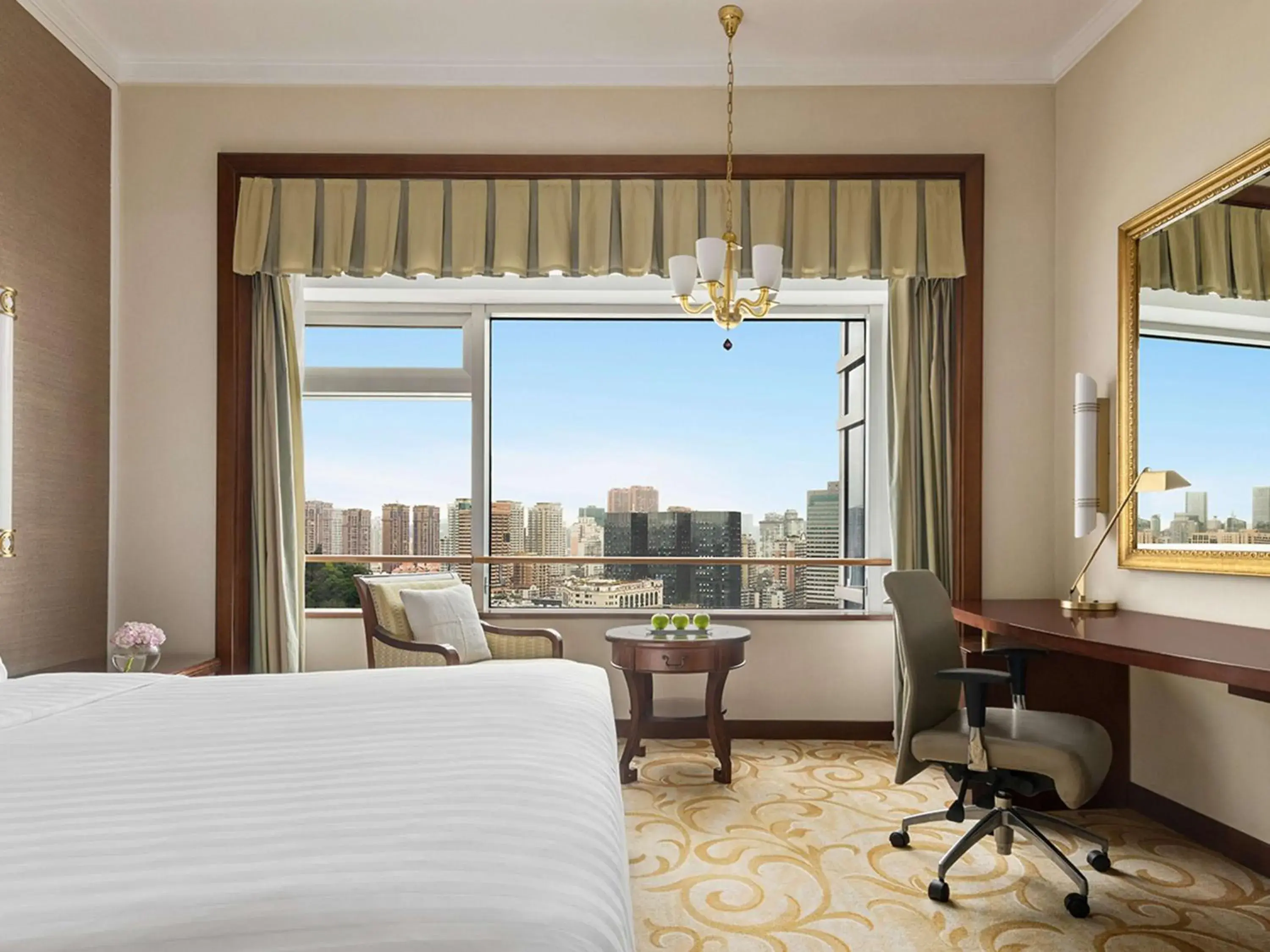 Deluxe Double Room in Shangri-La Fuzhou Deluxe Double Room in Shangri-La Fuzhou