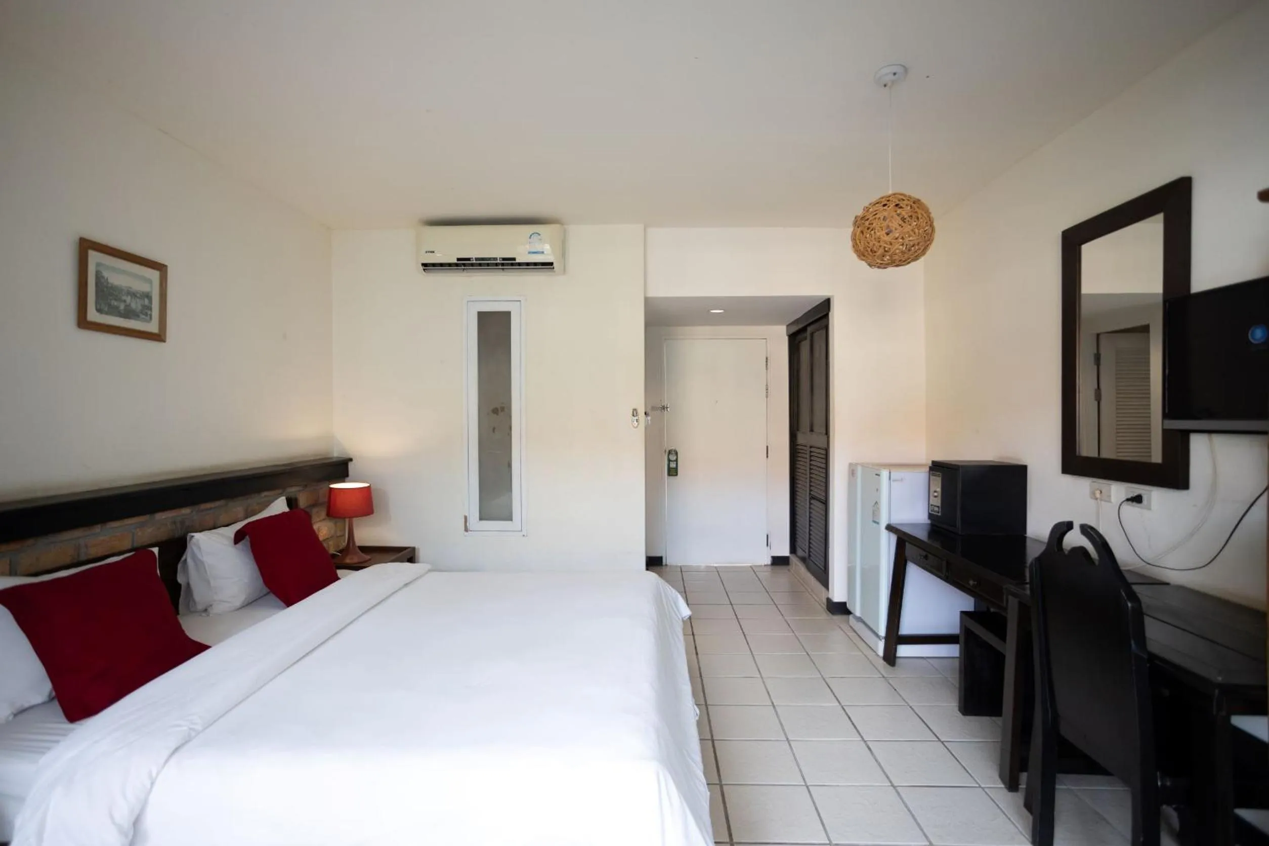 Photo of the whole room, Bed in Motive Cottage Resort