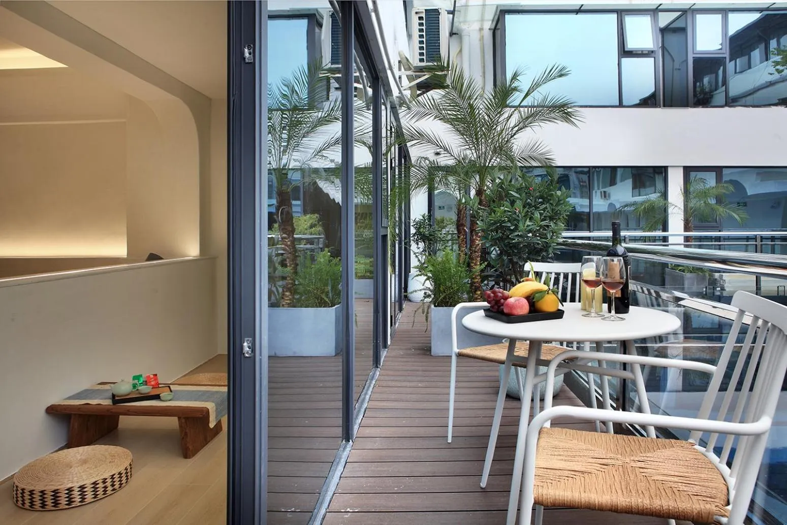 Balcony/Terrace in Sky Garden Inn