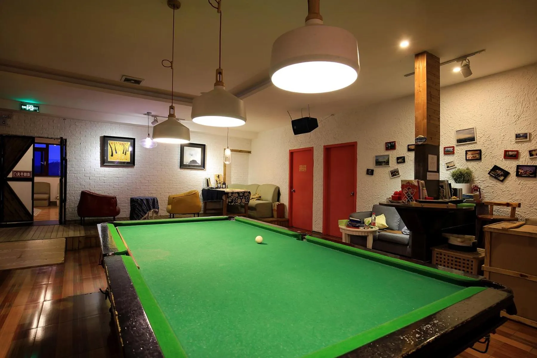 Billiard in Sky Garden Inn
