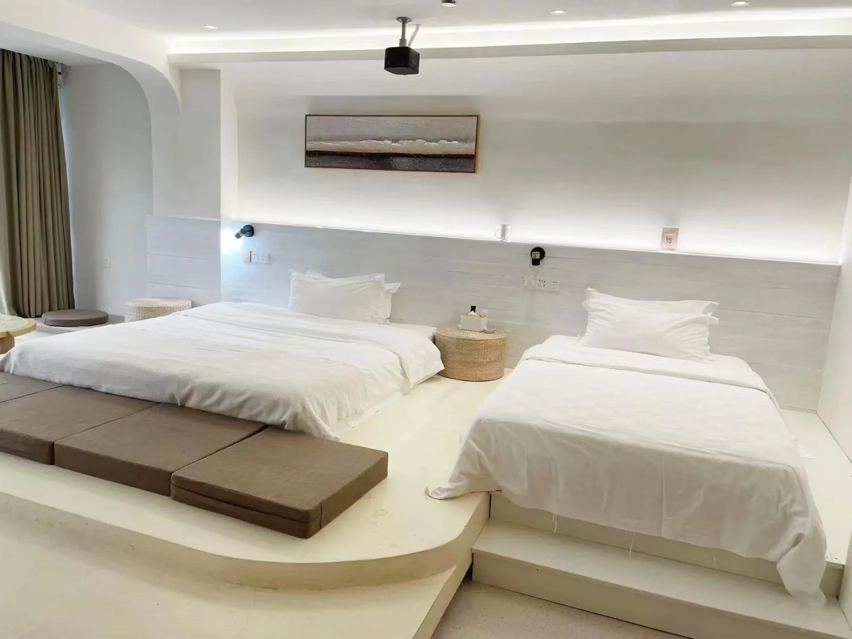 Bed in Sky Garden Inn