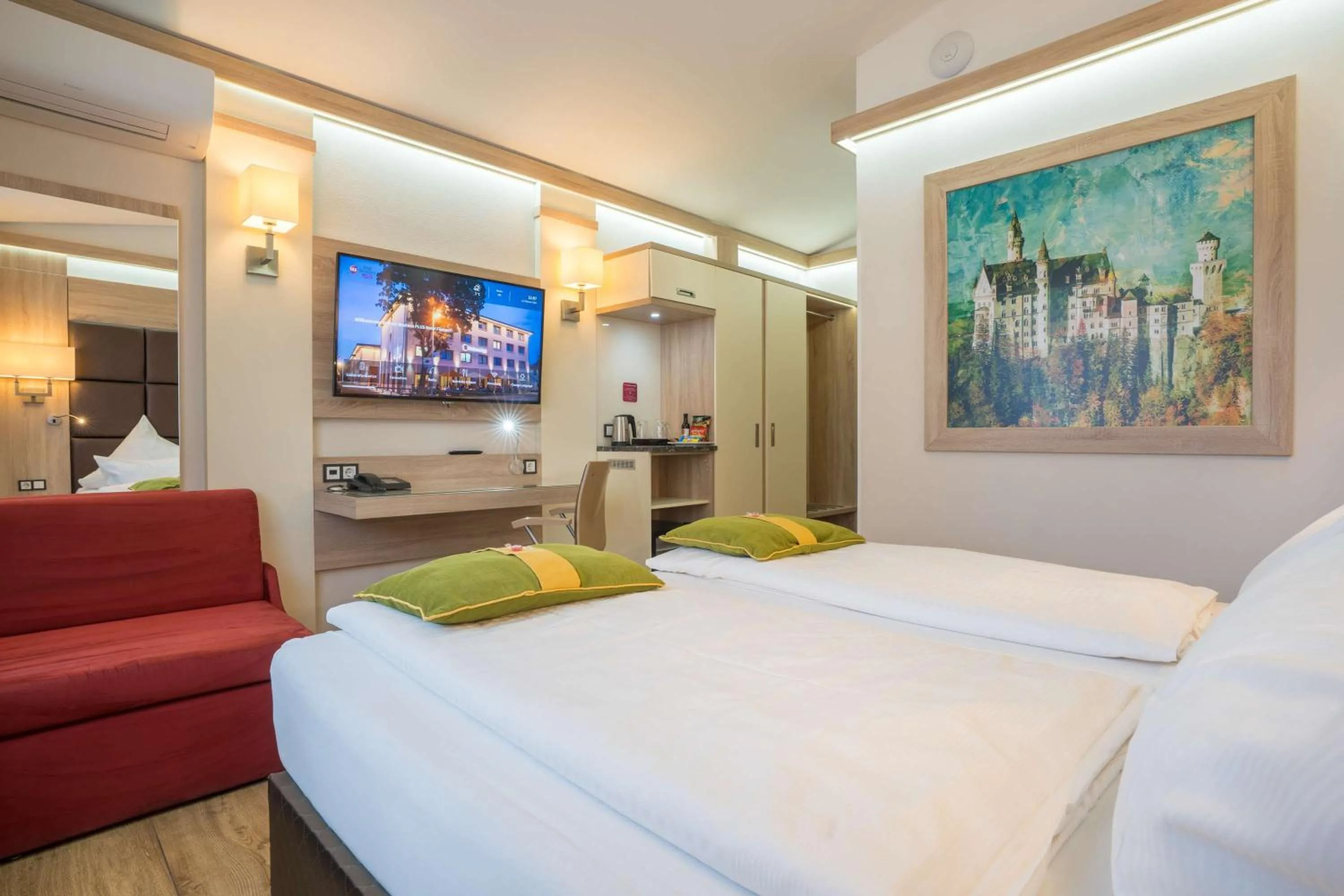 Bedroom, Bed in Best Western Plus Hotel Füssen