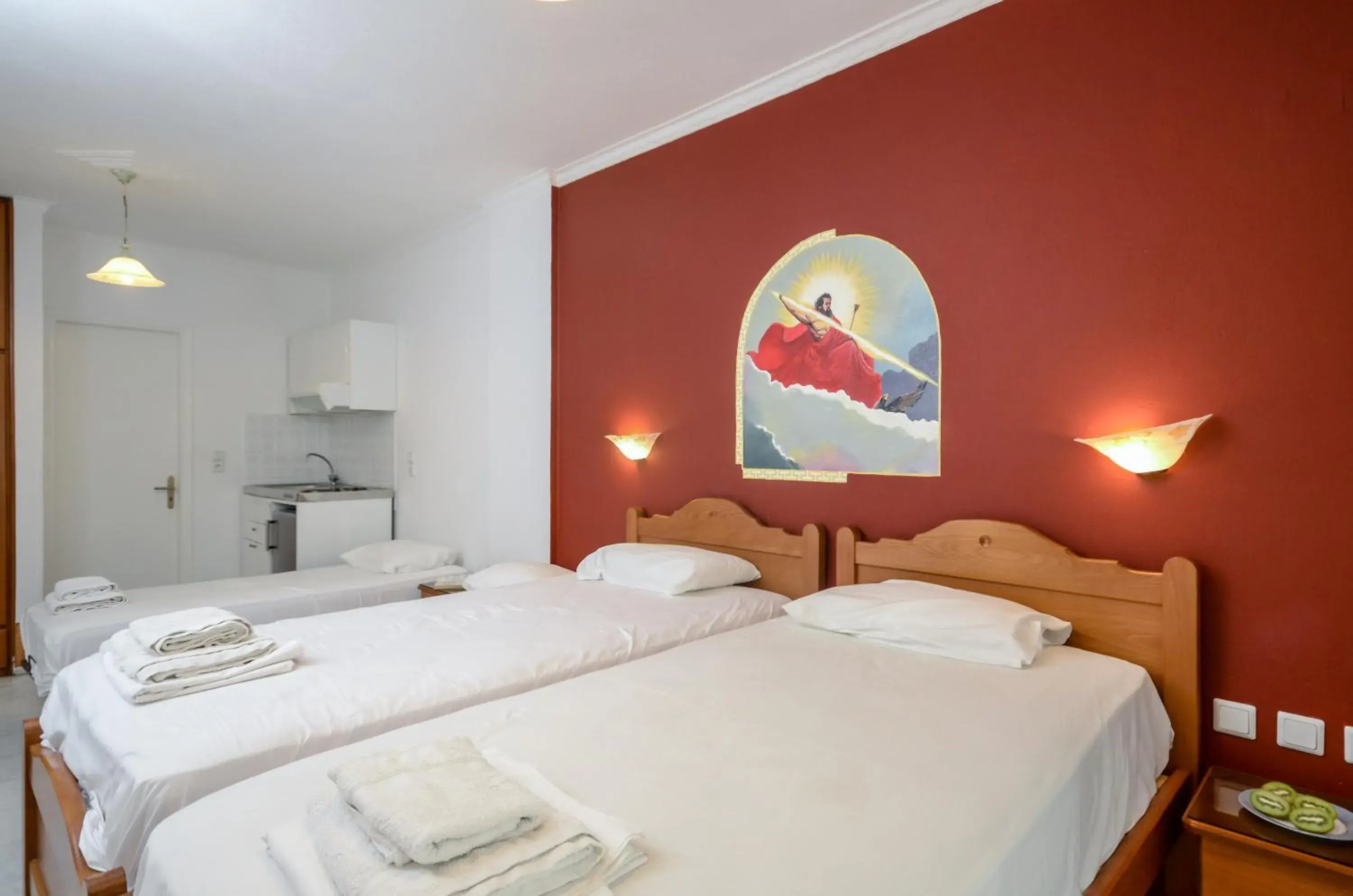 Studio (3 Adults) in Mike's Studios Studio (3 Adults) in Mike's Studios