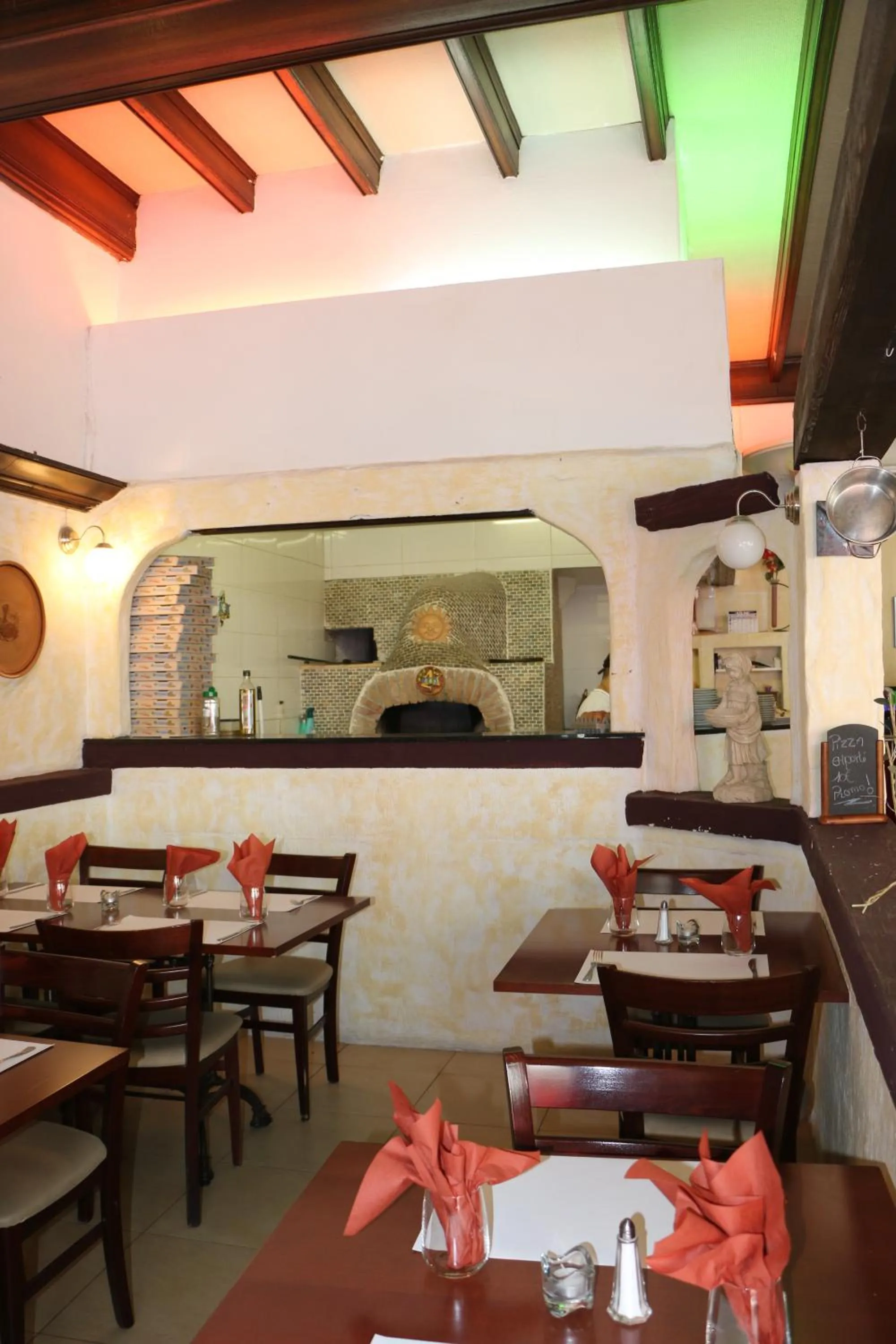 Restaurant/places to eat in Il Siciliano - Duc de Bouillon