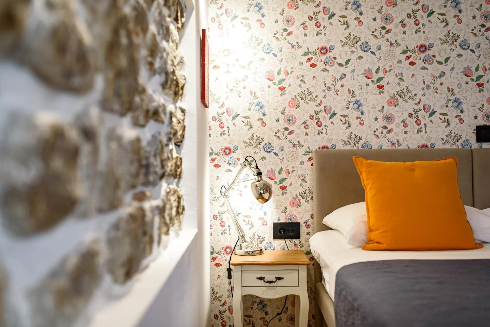 Bedroom, Bed in ART HOME ARTHUR by DuHomes